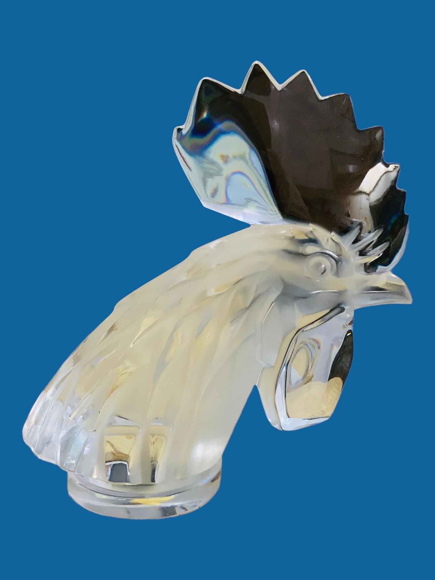 Cristal Petit buste/weight en papier Mascot Rooster Tete De Coq en cristal Lalique en vente