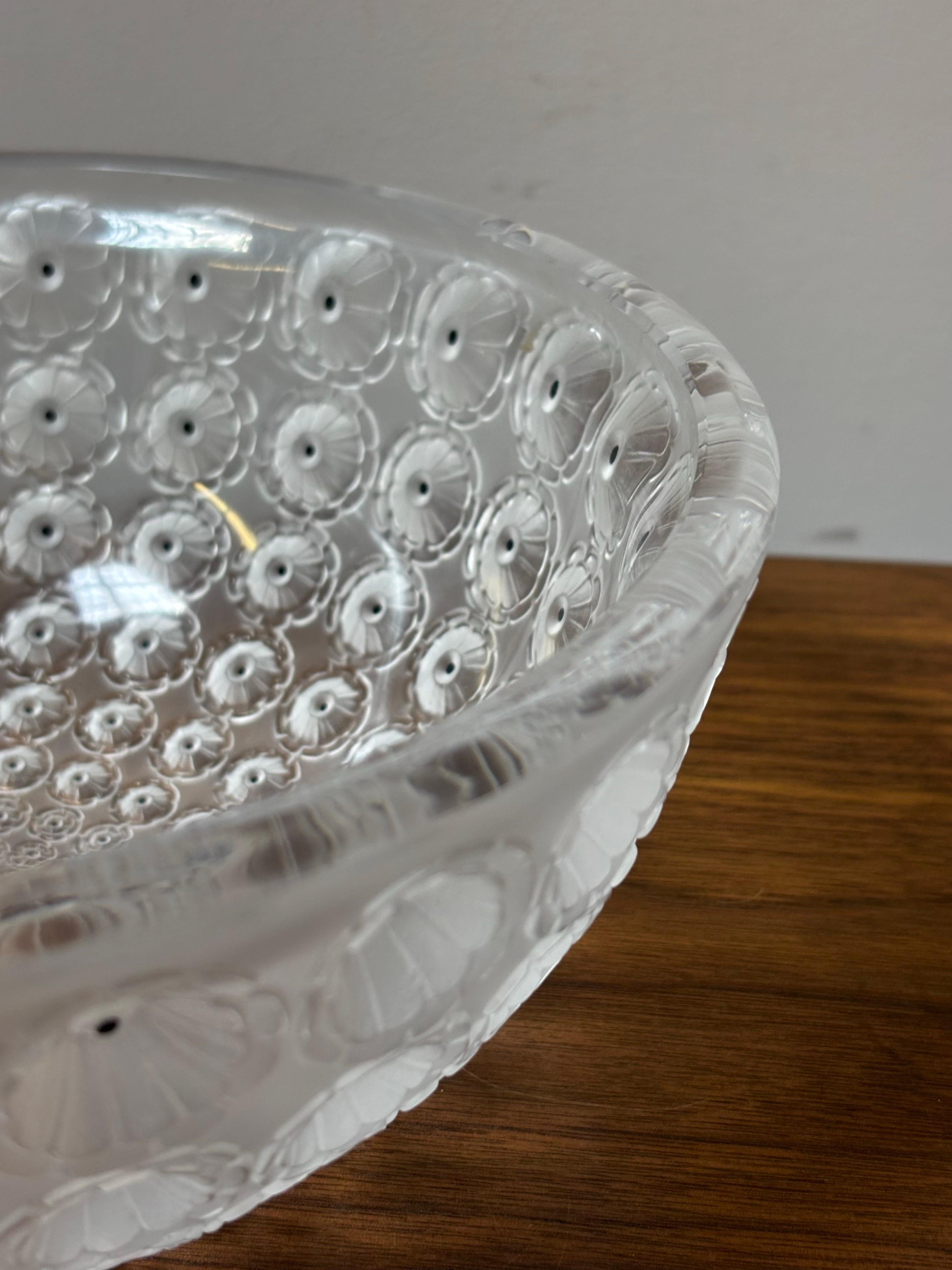Ciotola Nemours in cristallo di Lalique in vendita 2