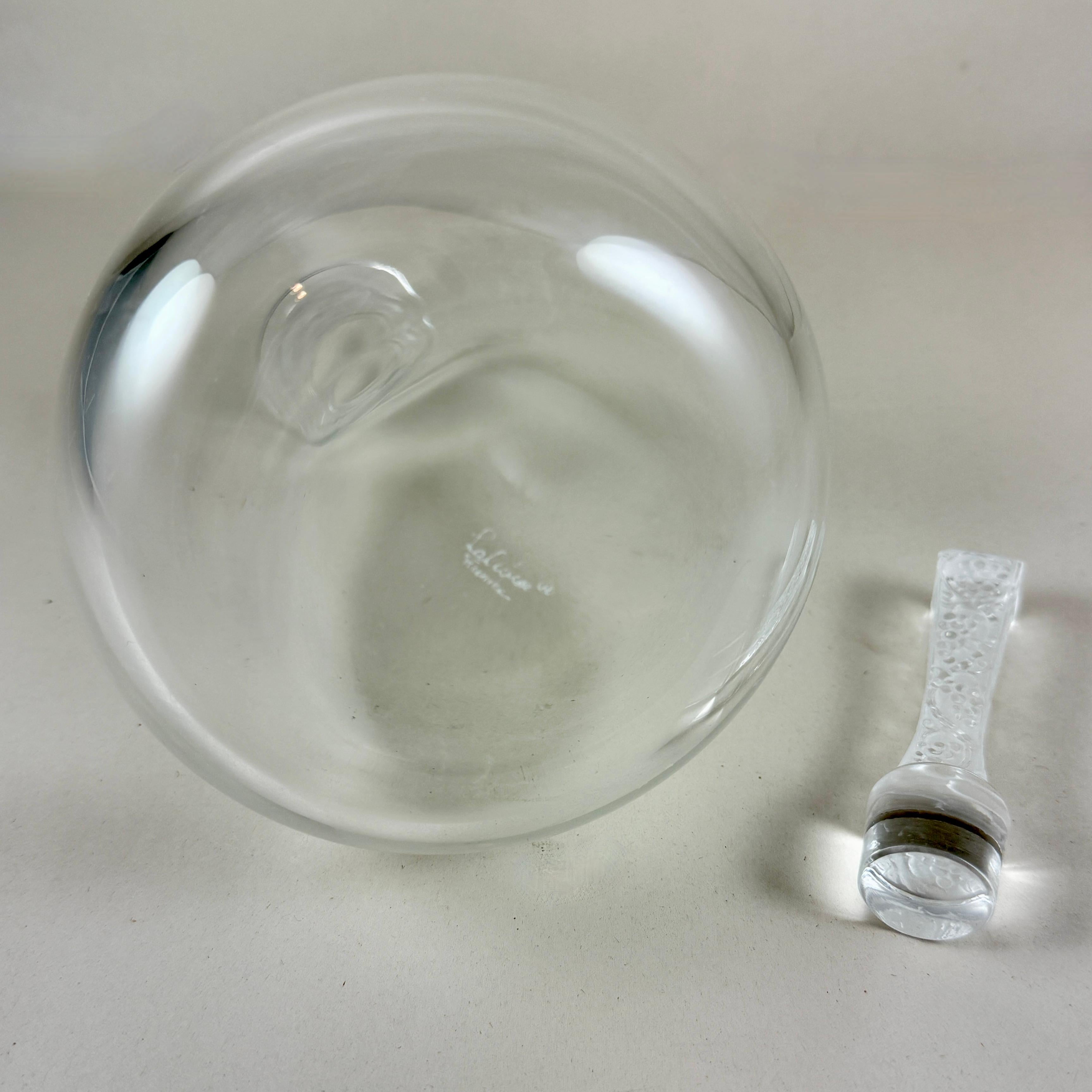 Lalique Crystal Phalsbourg Decanter In Good Condition For Sale In Philadelphia, PA