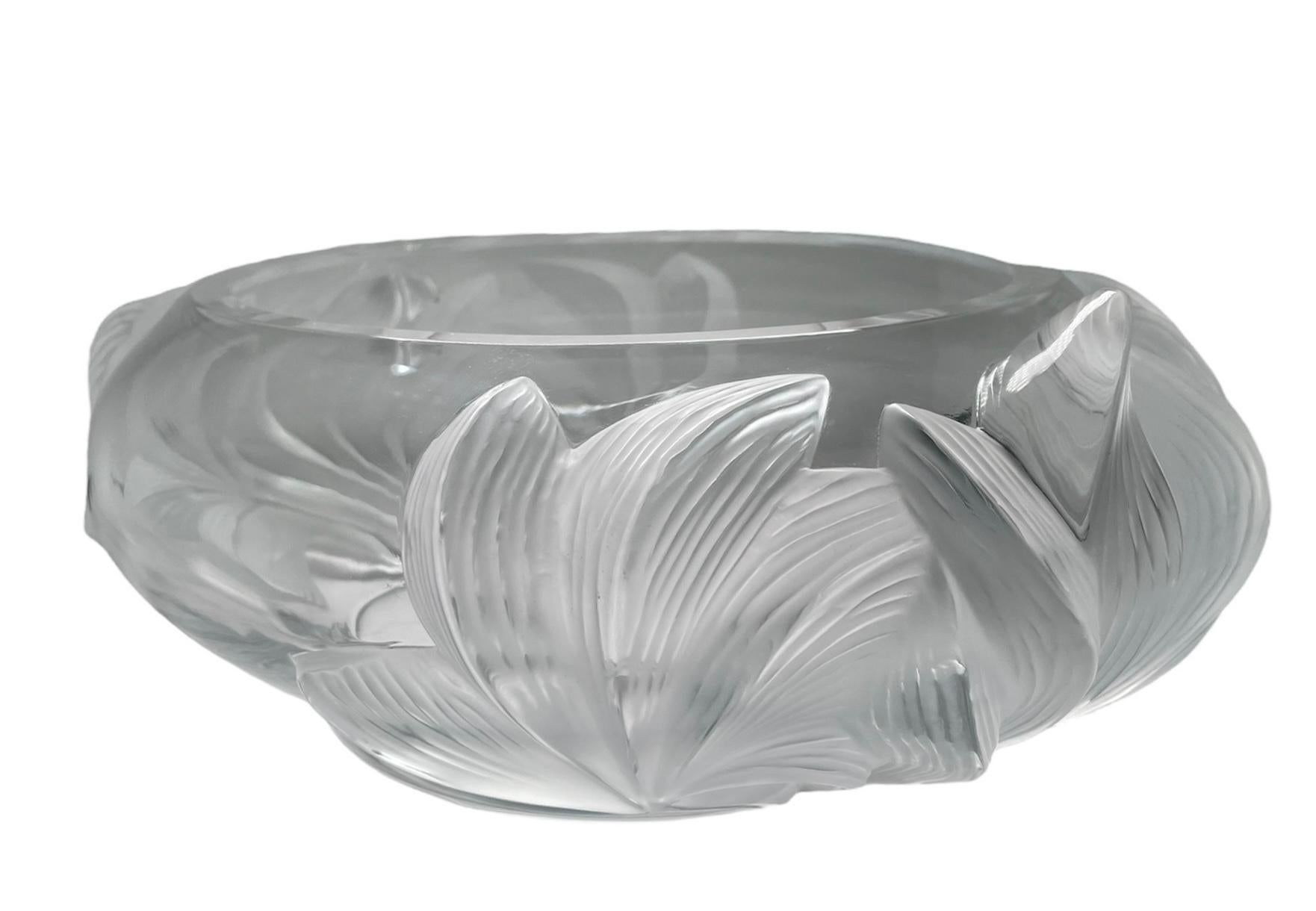 Lalique Crystal “Pivoine Peonies” Large Round Bowl Centerpiece  For Sale 5