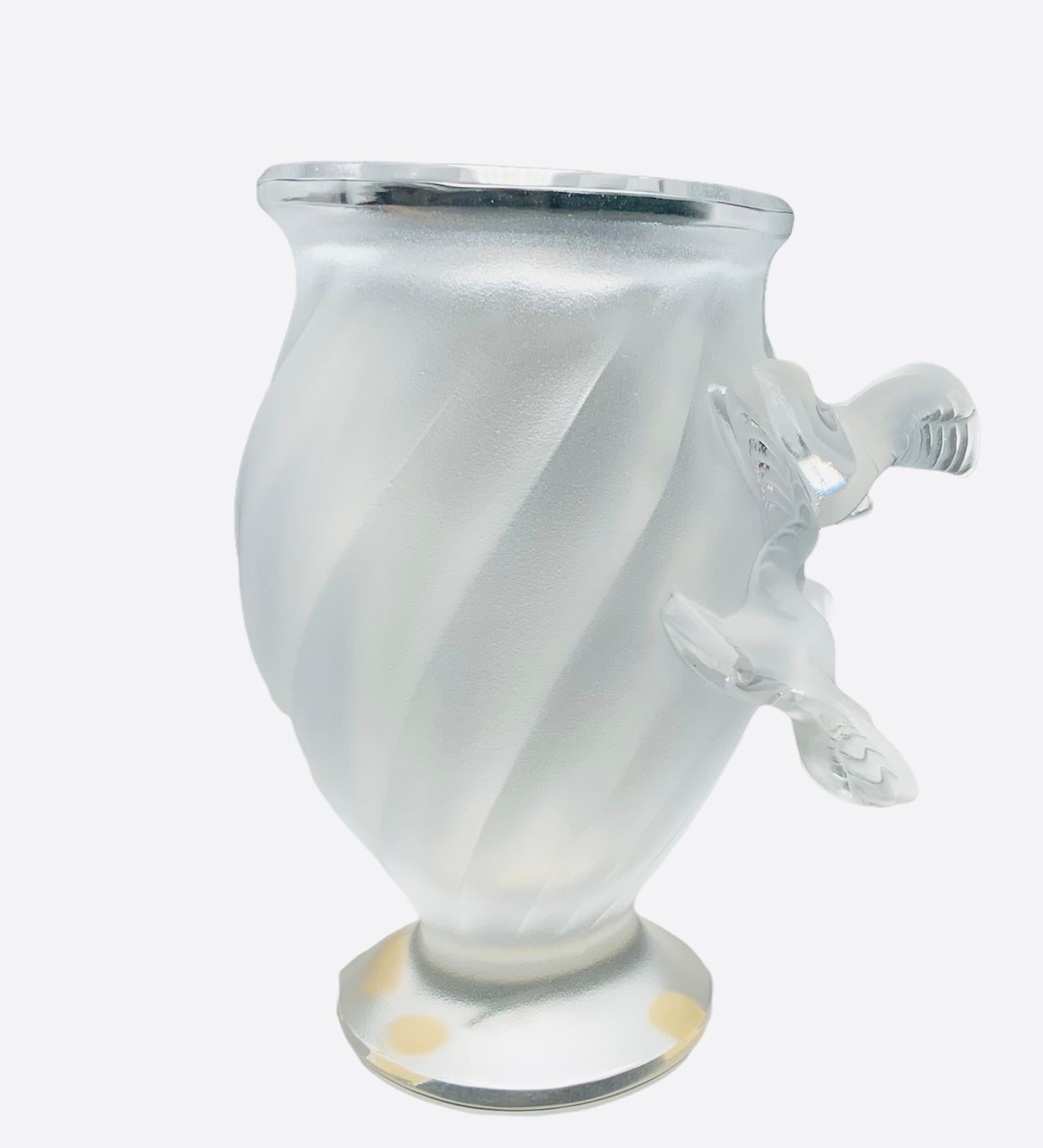 lalique bird vase