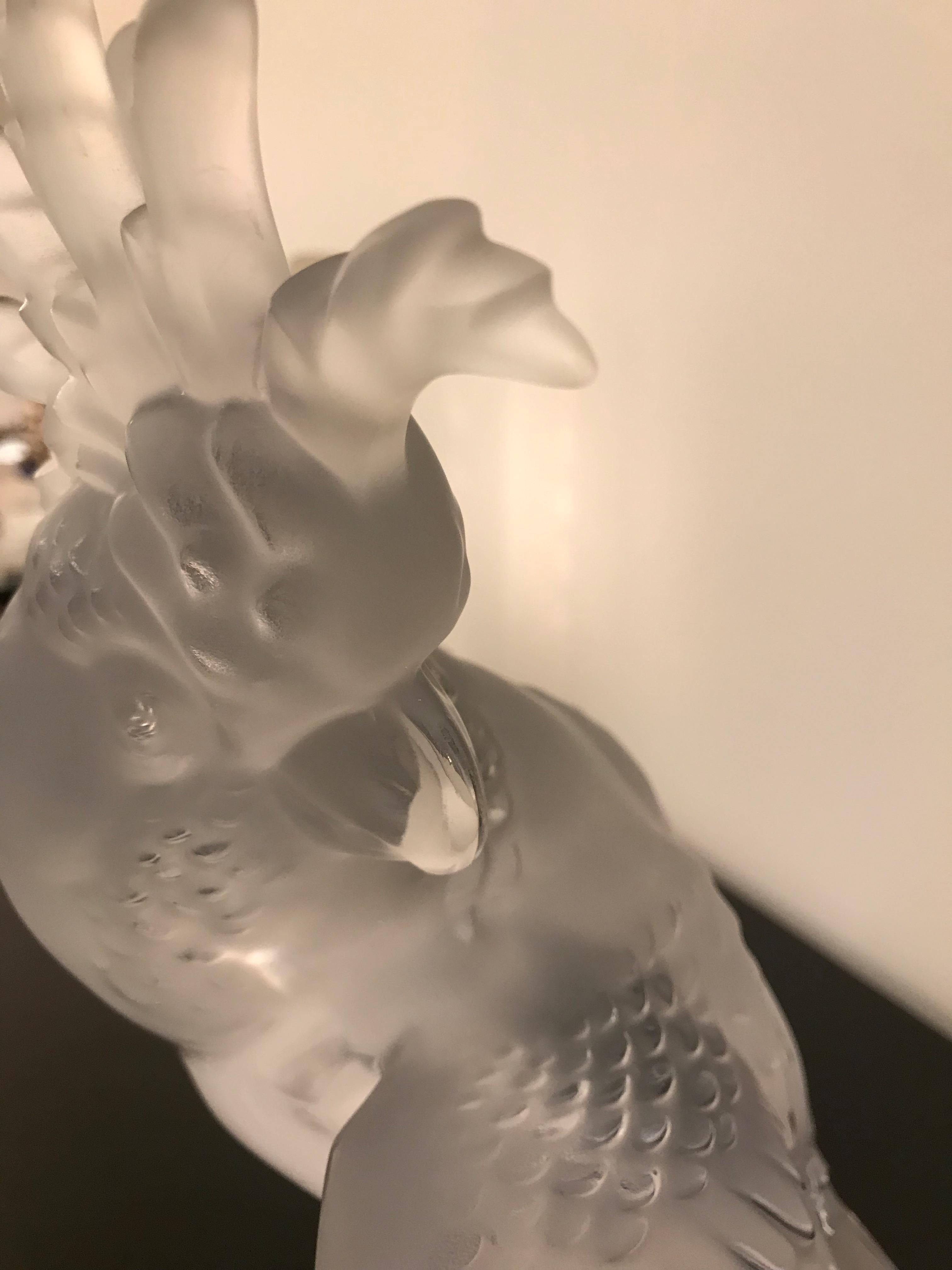 20th Century Lalique Crystal Sculpture Cockatoo Bird For Sale