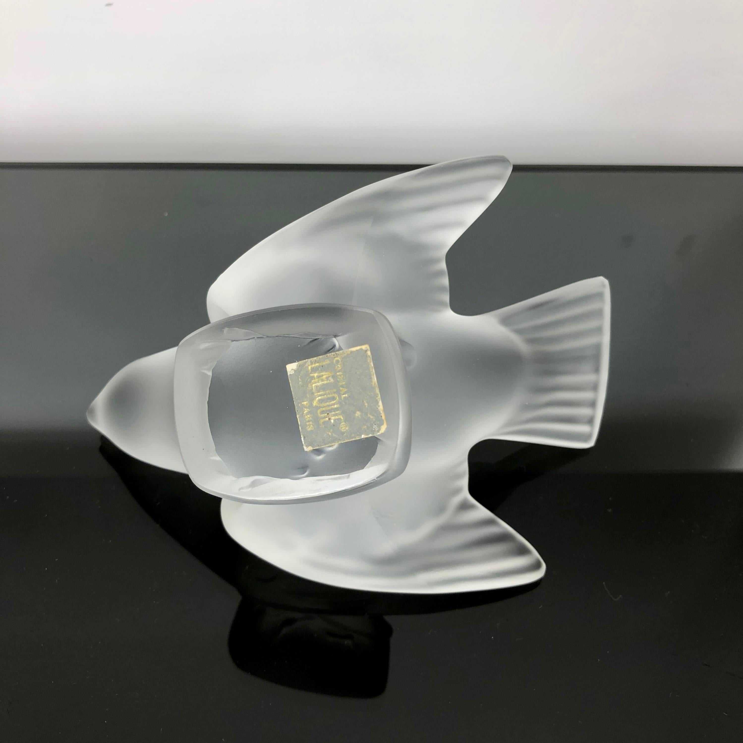 Mid-Century Modern Lalique Crystal Sparrow Bird Sculpture Paperweight, France