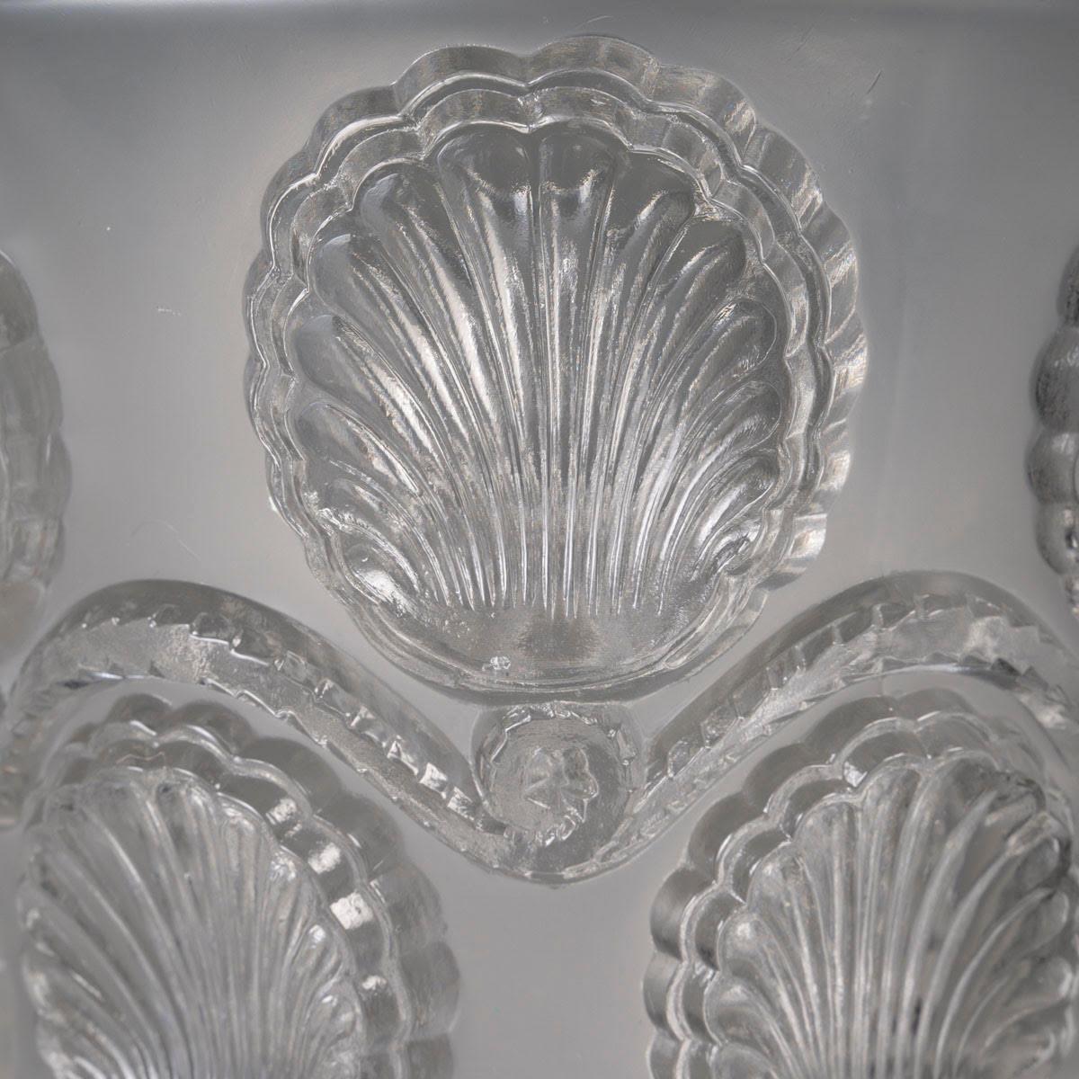 Francese Vaso di cristallo Lalique, 20° secolo. in vendita