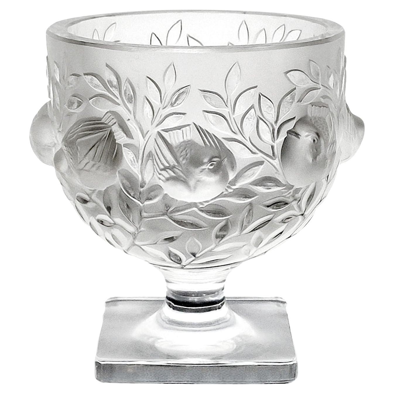 Lalique Crystal Vase 'Elisabeth' Décor of  Birds and Branches - FREE SHIPPING For Sale
