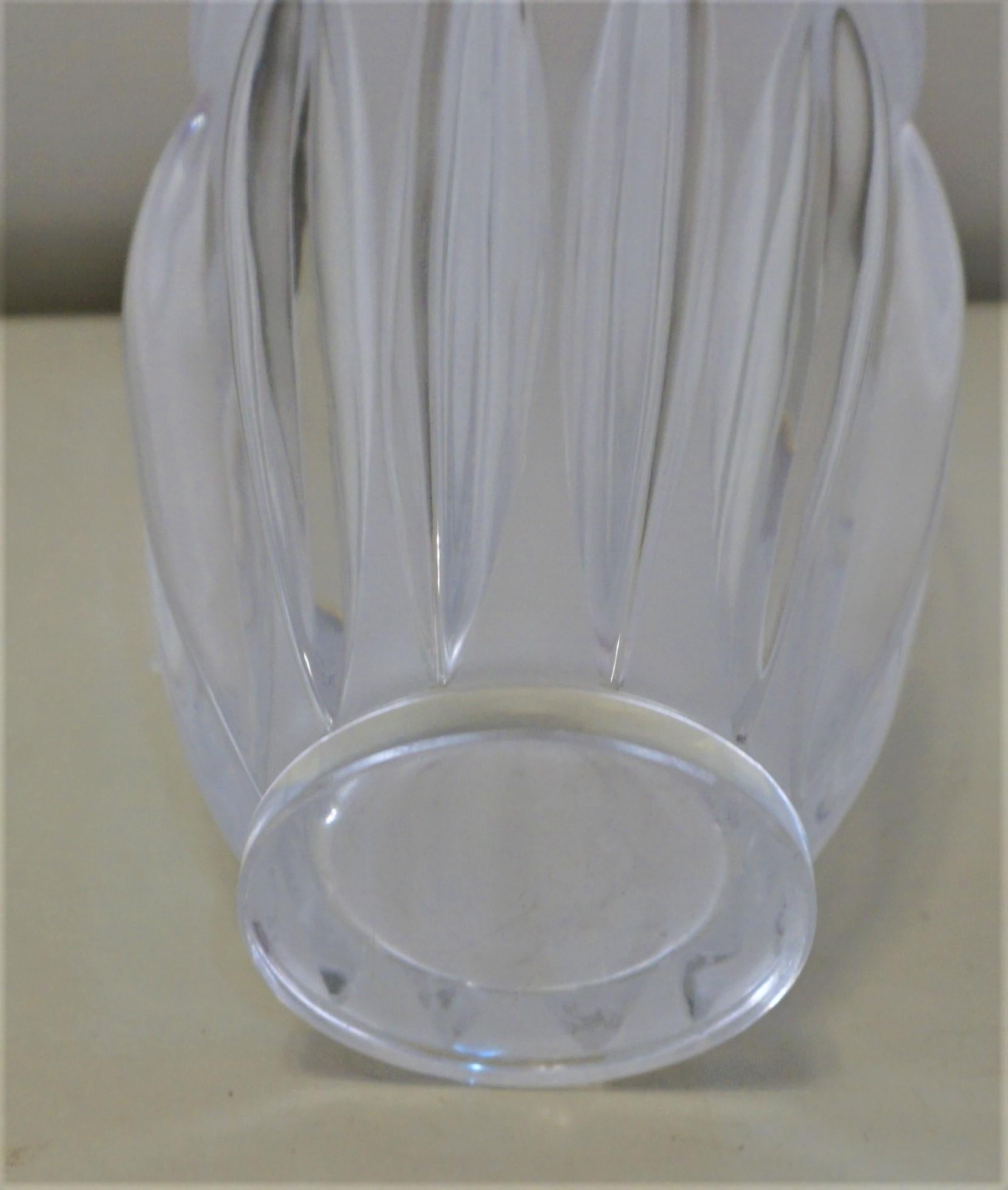 Lalique Crystal Vase In Good Condition In Fairfax, VA