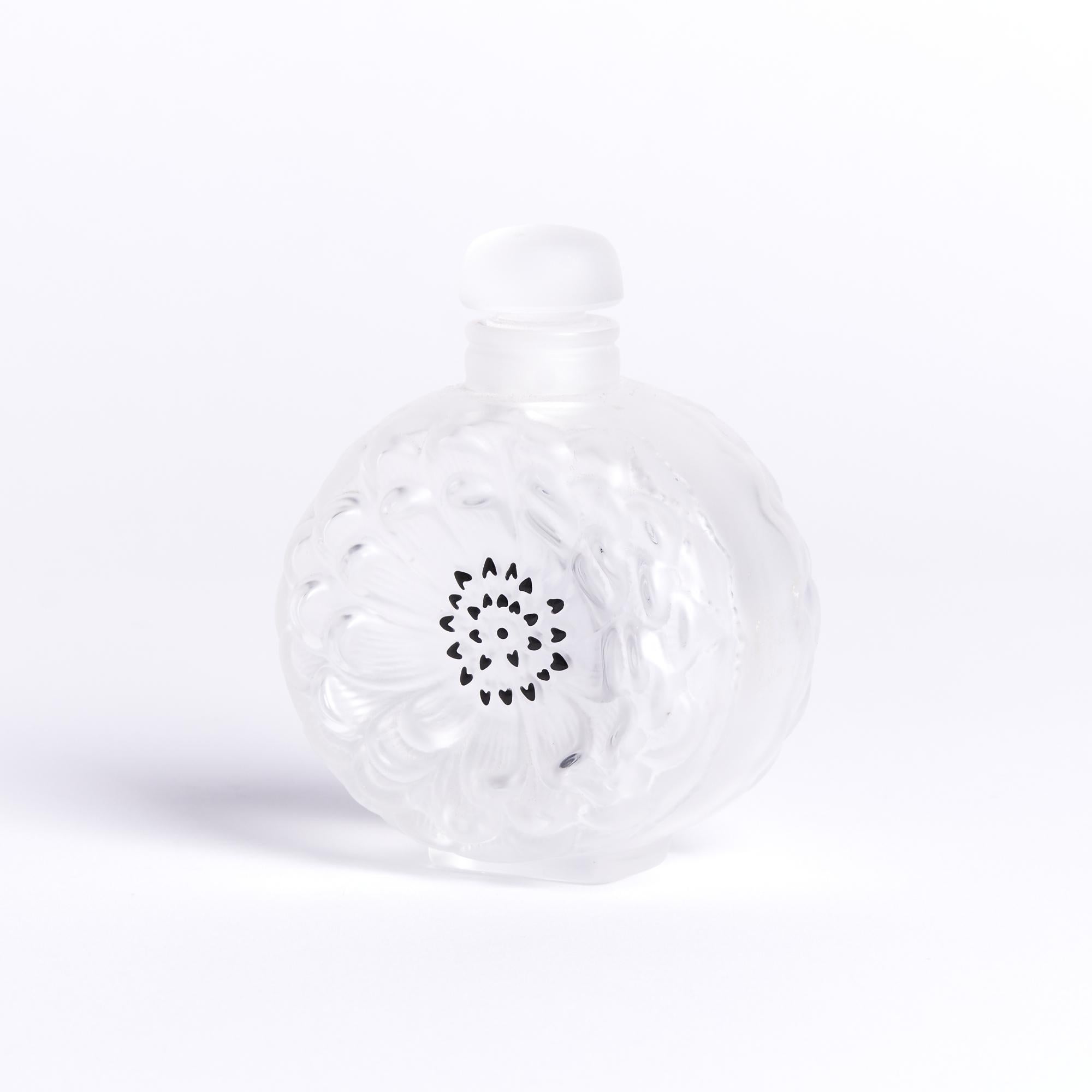 Parfümflasche Dahlia von Lalique (Französisch) im Angebot