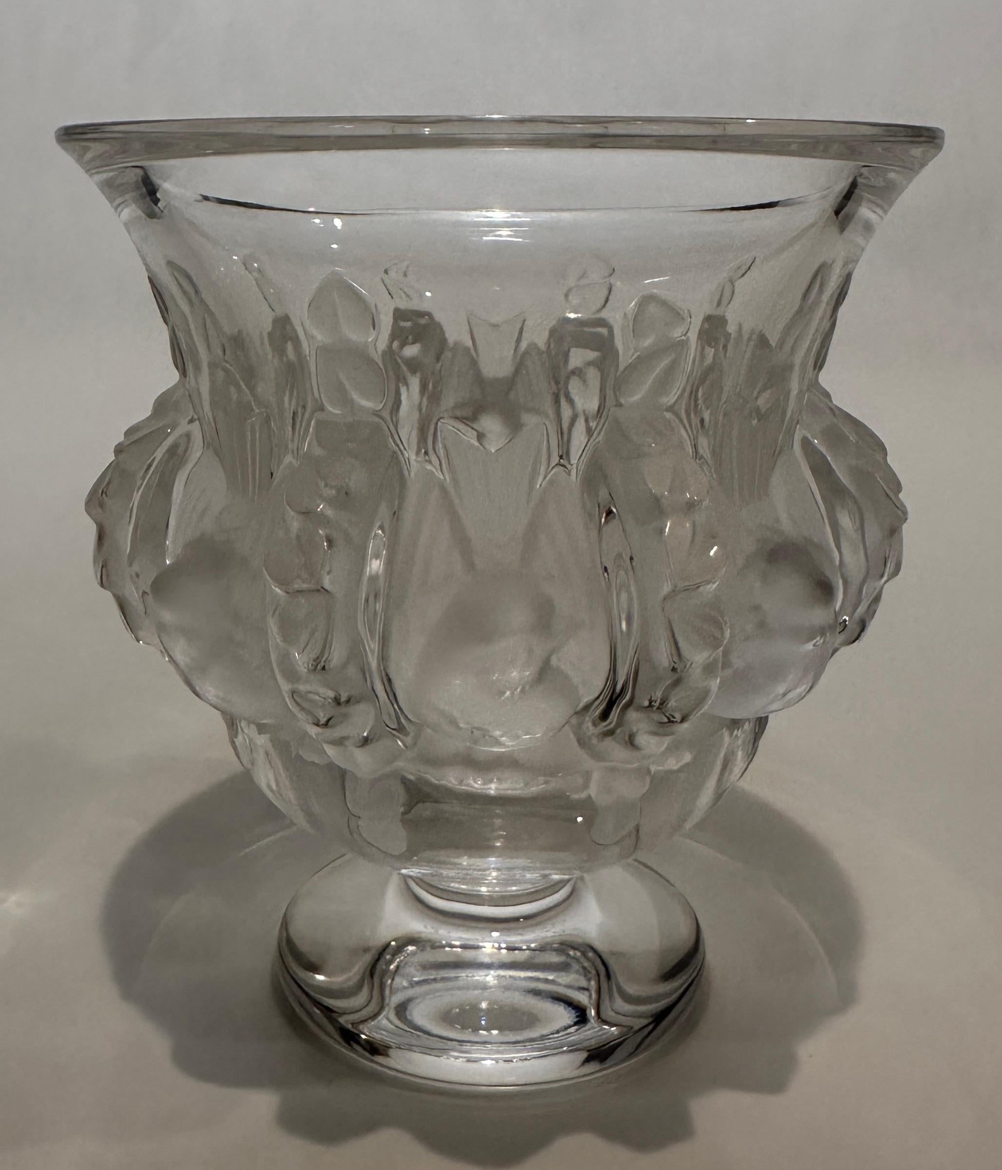 Dampierre-Kristallvase von Lalique (Moderne der Mitte des Jahrhunderts) im Angebot
