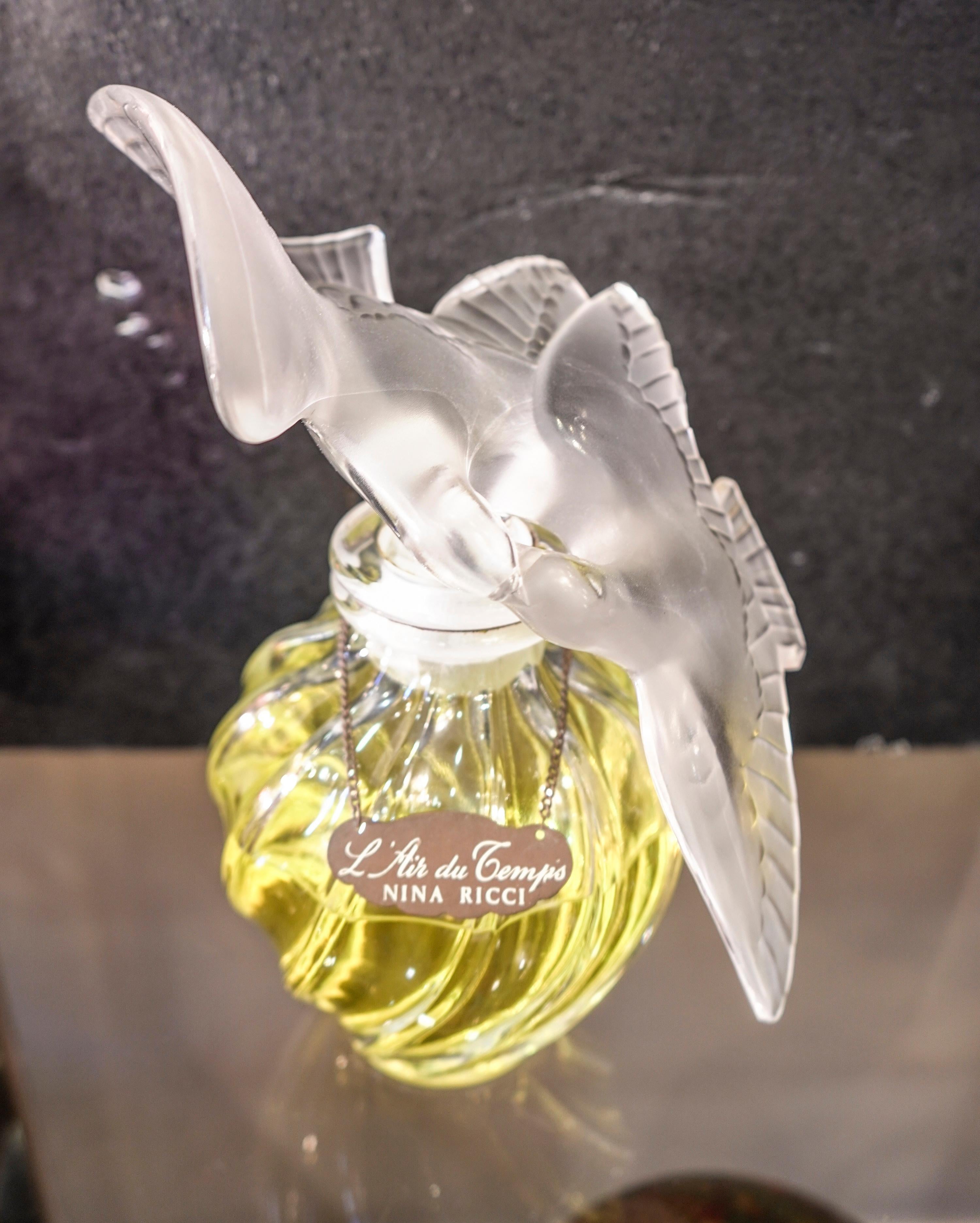 Lalique Ficticio  L, air Du Temps Large Blown Glass Bottle of Fake Perfume, 1960s 1