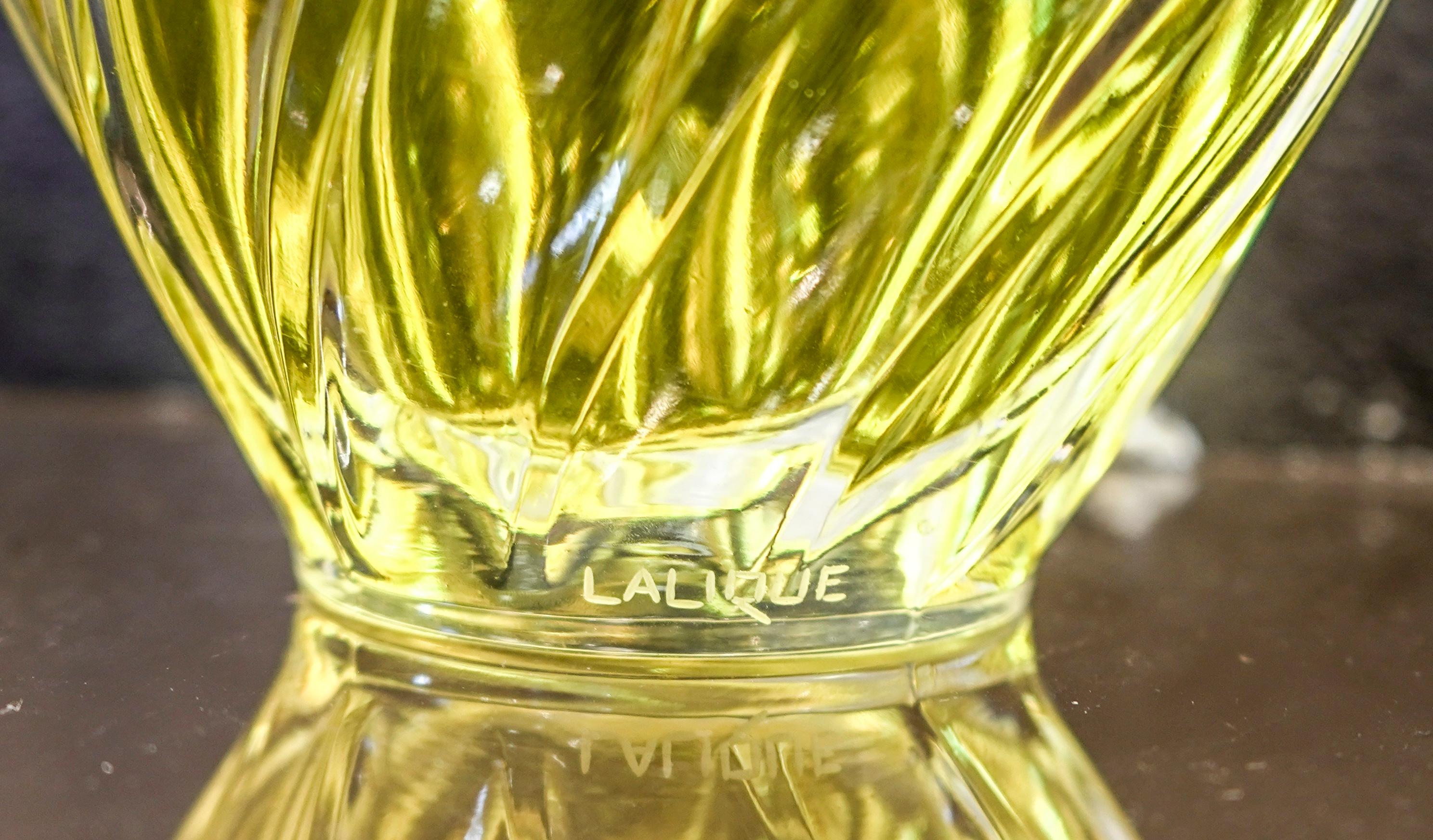 Lalique Ficticio  L, air Du Temps Large Blown Glass Bottle of Fake Perfume, 1960s 7