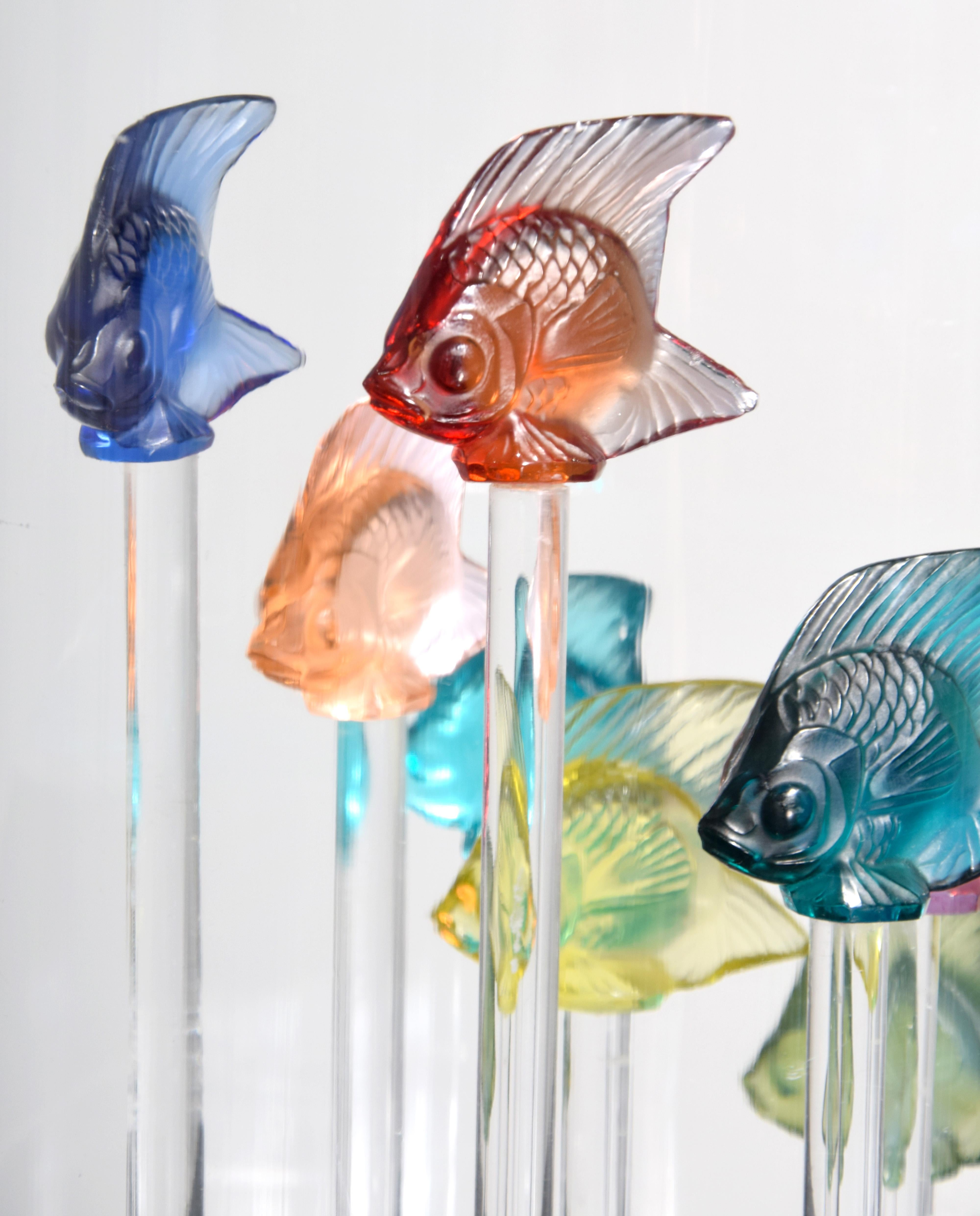 Figurines de poissons Lalique, École de 10 Bon état - En vente à Lake Worth Beach, FL
