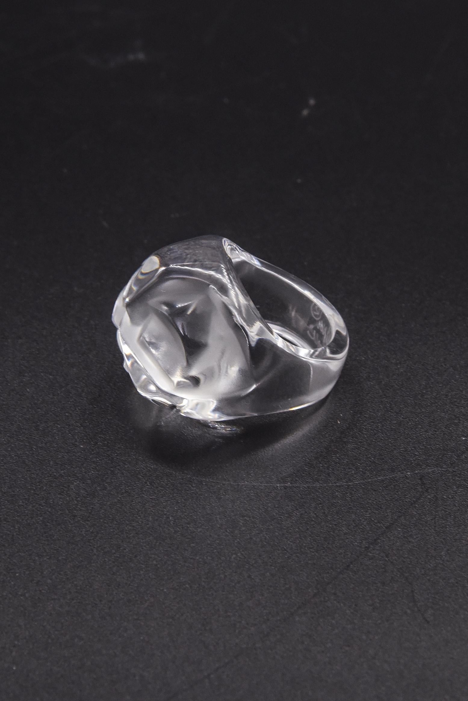 Lalique Flower Fleur Ronces Clear Crystal Dome Ring in Box Size 6 2