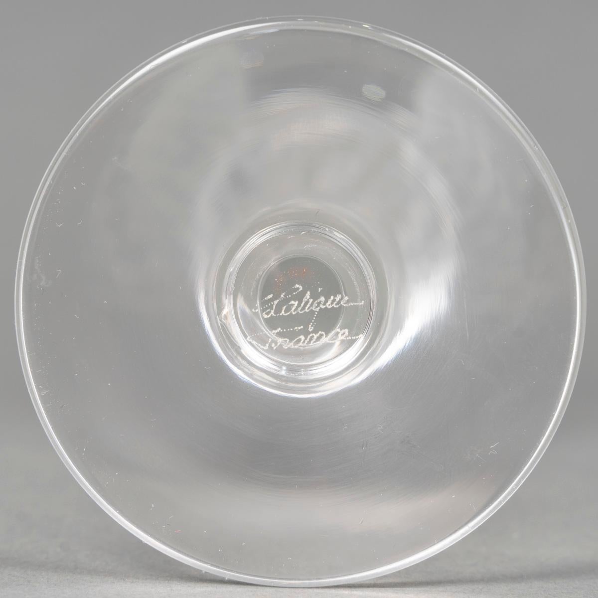 Lalique France,  6 Champagne Glasses Ange De Reims Crystal For Sale 1