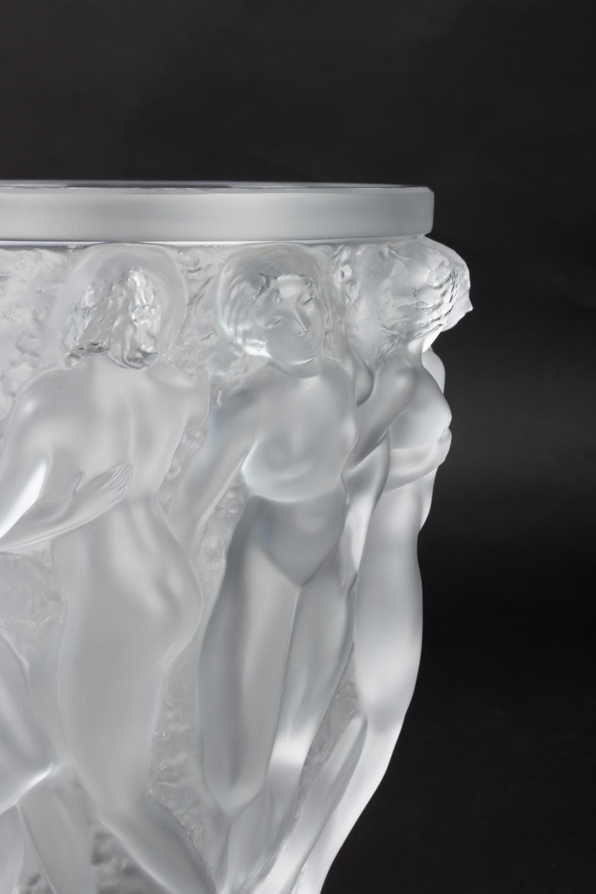 Lalique France Bacchantes Vase in Frosted Crystal Dancing Women In Excellent Condition In Boulogne Billancourt, FR