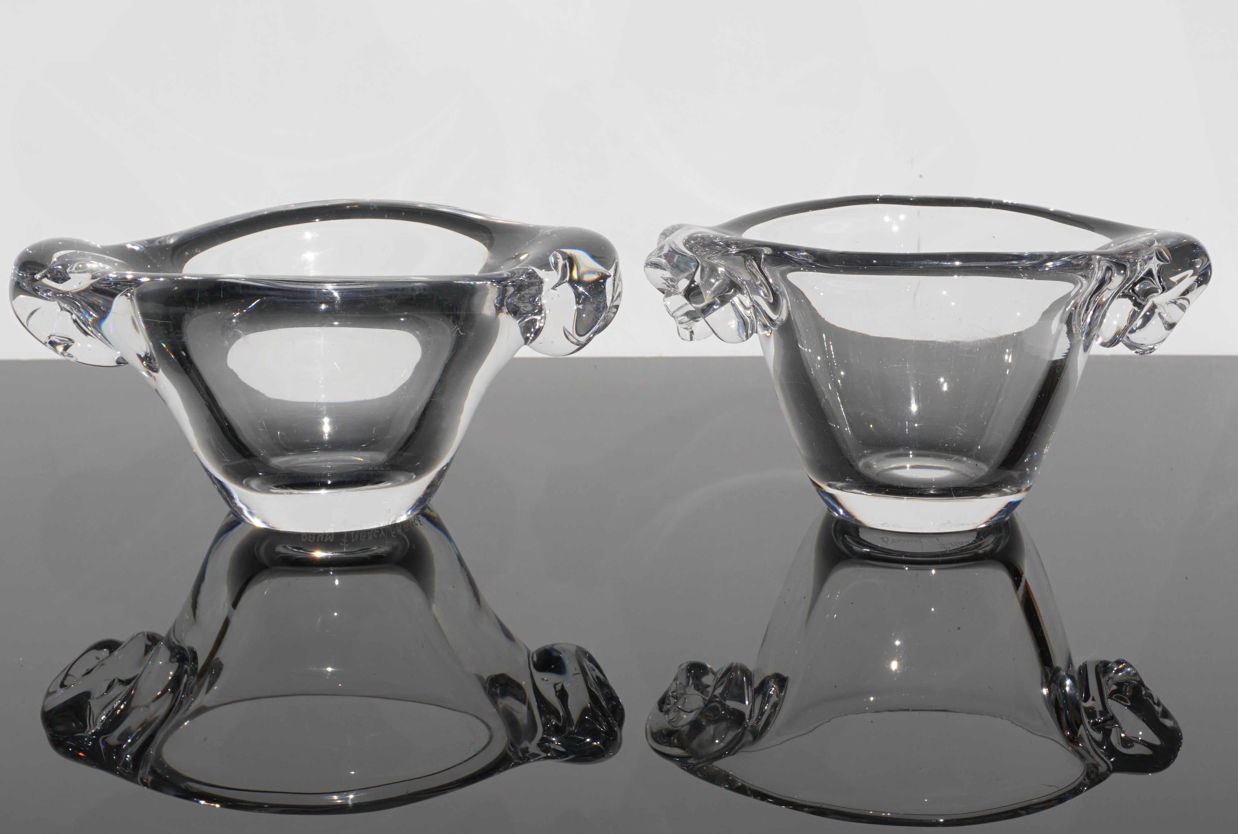 A beautiful pair of distinct thick globular bowls perfect for gatherings or parties to serve nuts or hors d’oeuvres to you r special guests. A true touch of class!

Both etched: Lalique France

Measures: Width +- 7 inches
Height 4 inches

Condition: