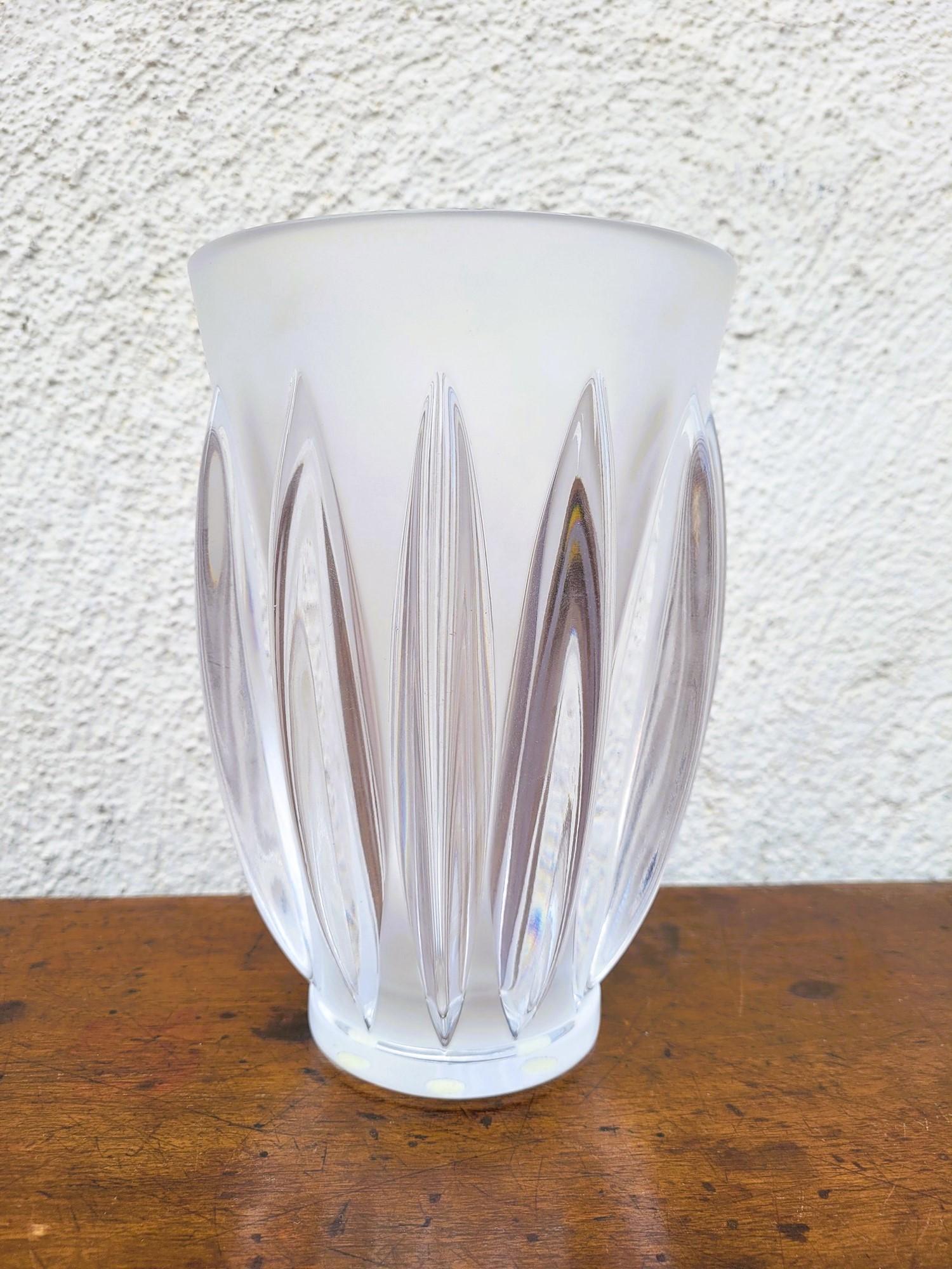 Lalique Francia, Vaso Courchevel, XX secolo In condizioni ottime in vendita a MARSEILLE, FR