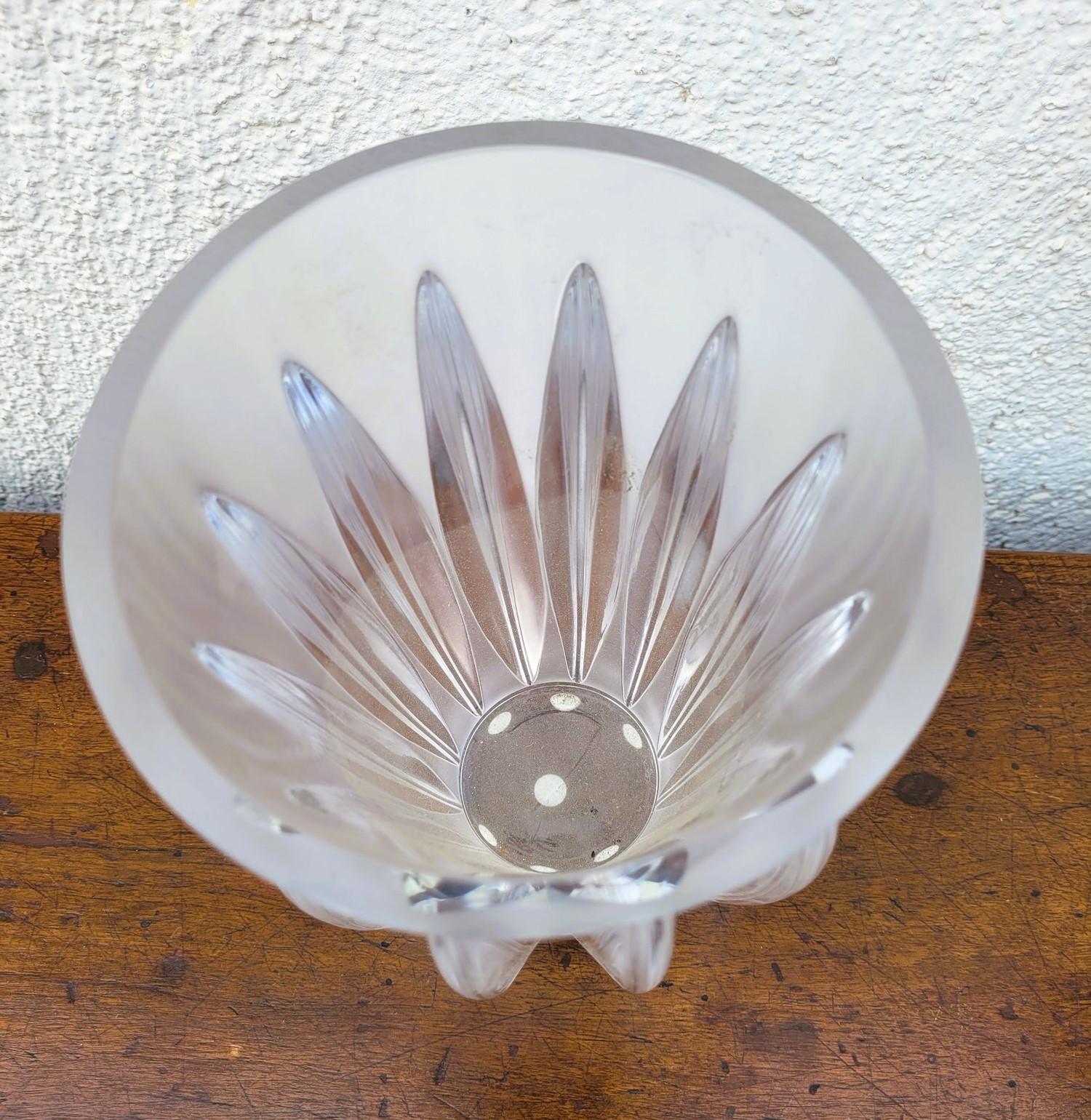 Cristallo Lalique Francia, Vaso Courchevel, XX secolo in vendita