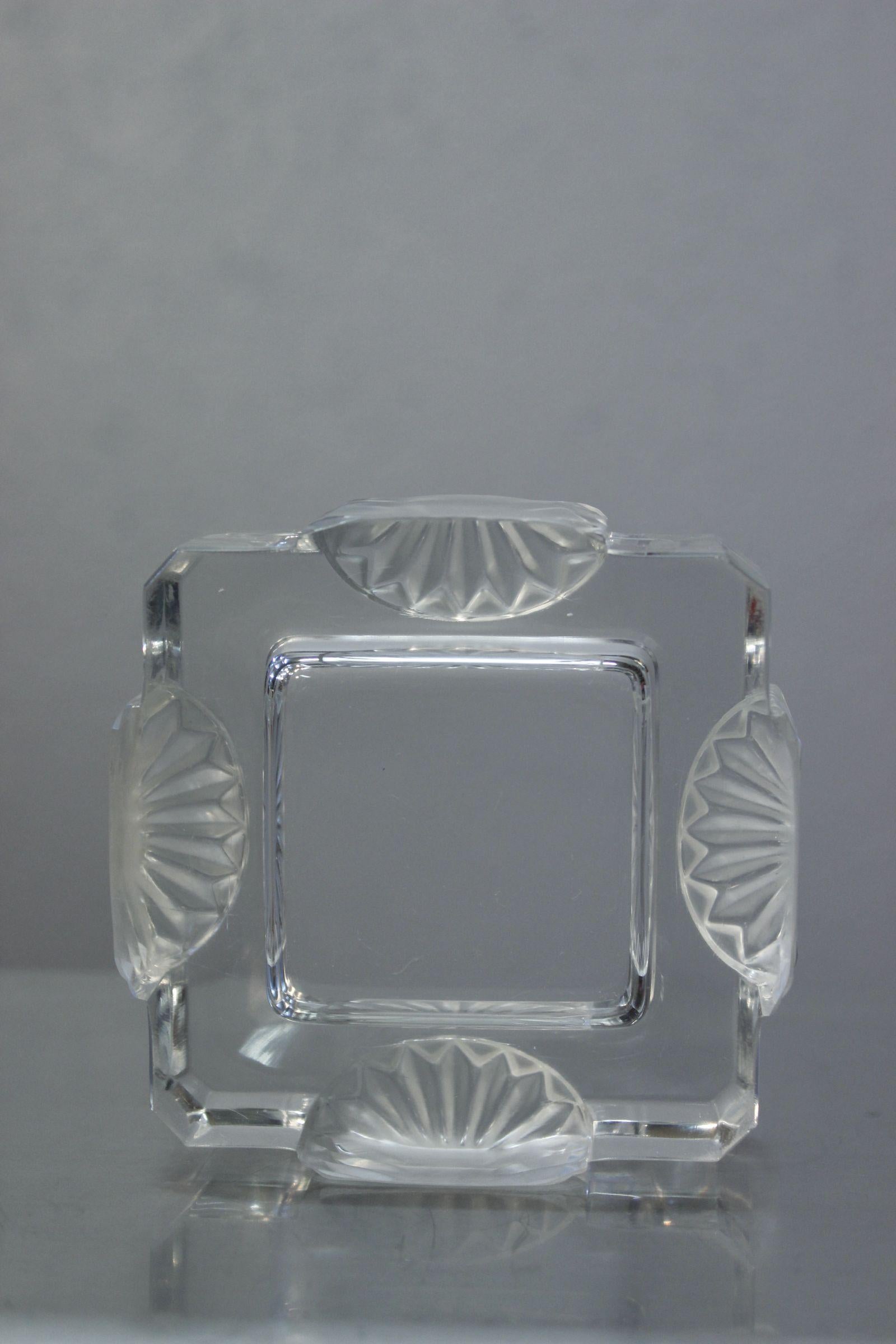 Posacenere in cristallo Lalique France 