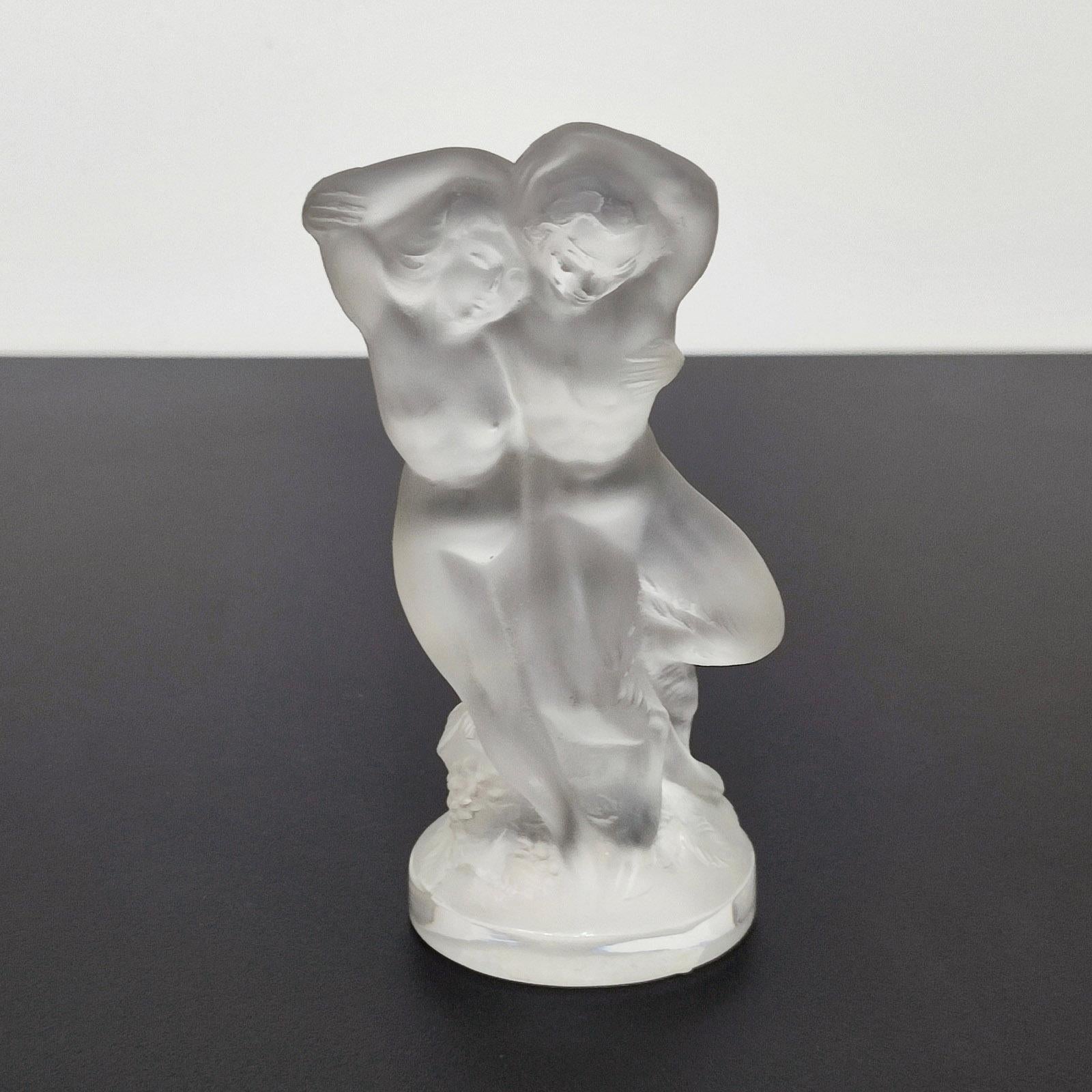 Art déco Lalique France Crystal Le Faune dansant Nude Lovers Pan & Nymph Figurine en vente