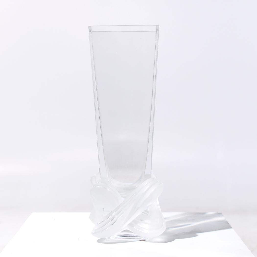 Vase Luca en cristal de Lalique France Bon état - En vente à Countryside, IL