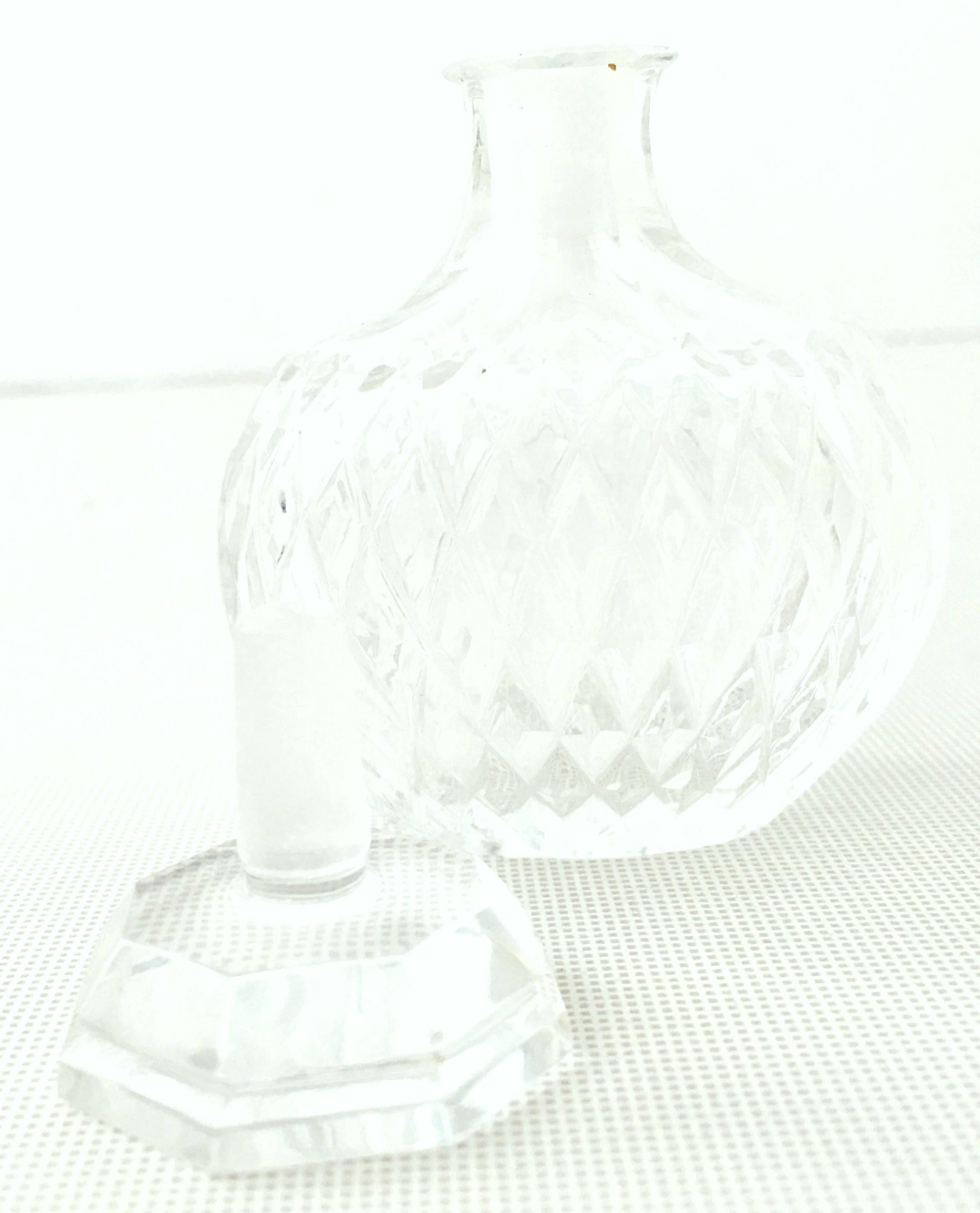 Lalique France Cut Crystal Perfume Decanter Bottle-Signed In Excellent Condition In West Palm Beach, FL