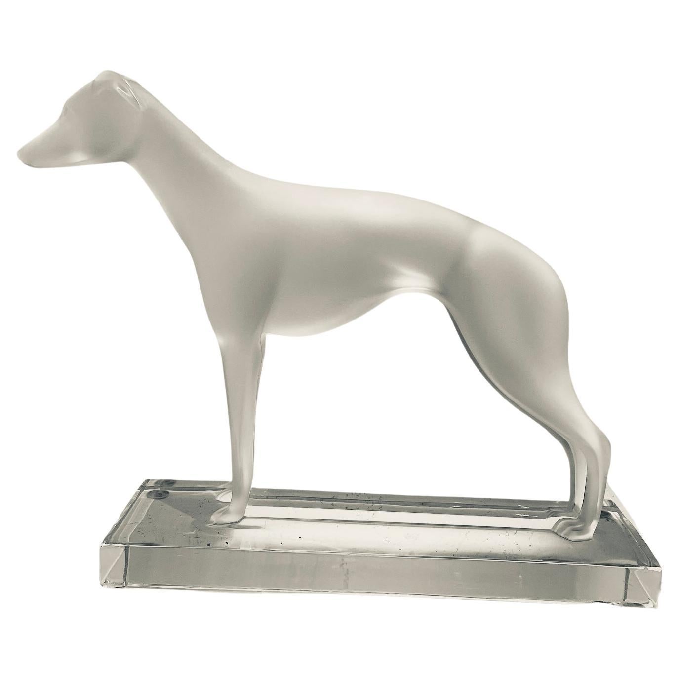 Perceval Greyhound-Skulptur aus mattiertem Kristall von Lalique, Frankreich 