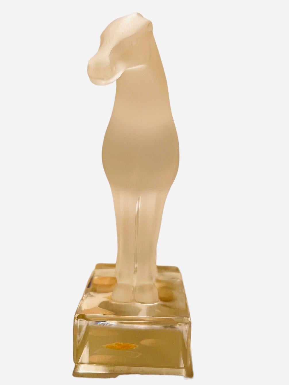Lalique France Frosted Crystal “Tang” Horse Sculpture  In Good Condition In Guaynabo, PR