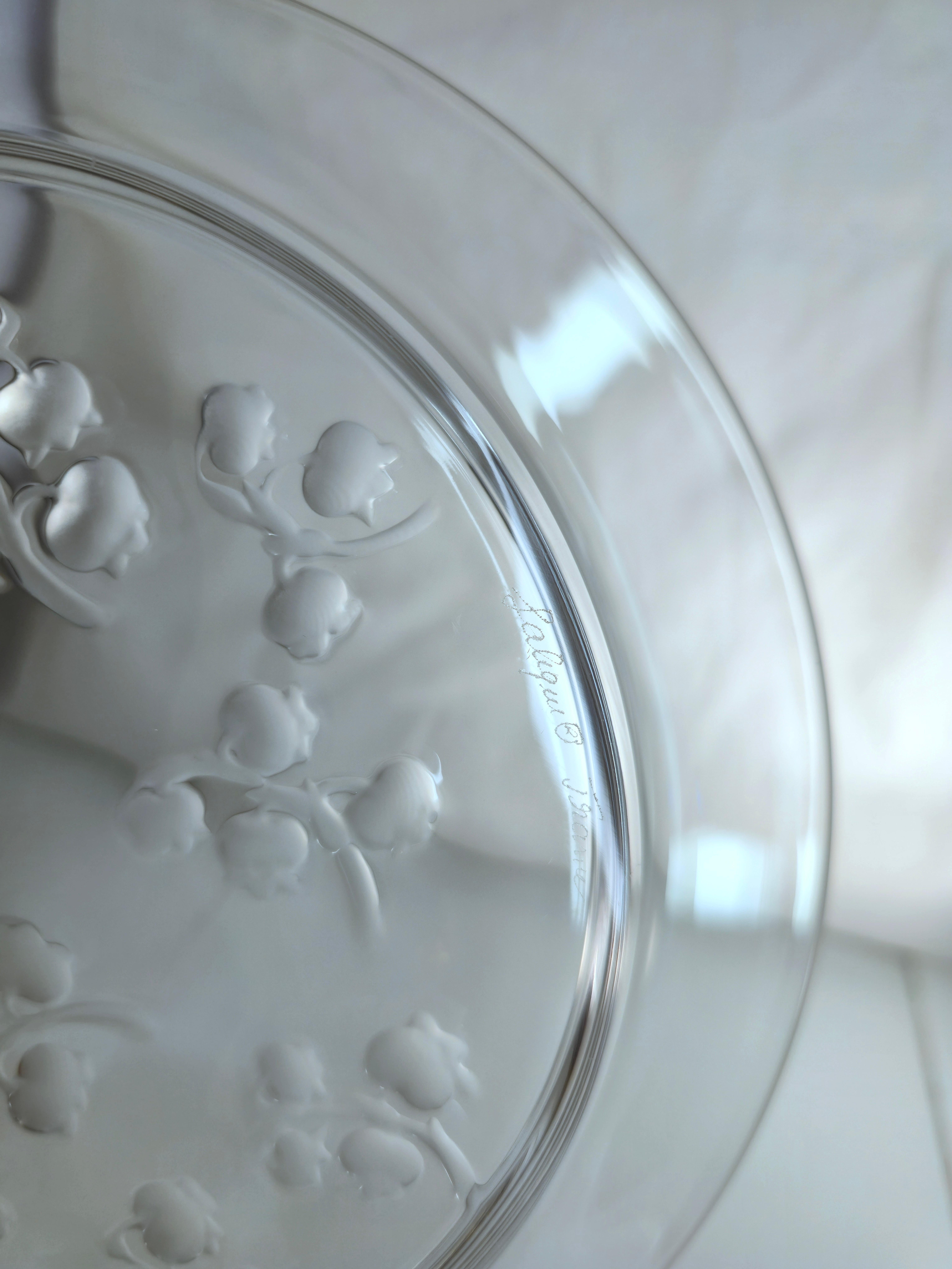 Women's or Men's Lalique France 'Muguet' Frosted Crystal Lily of the Valley Plate For Sale
