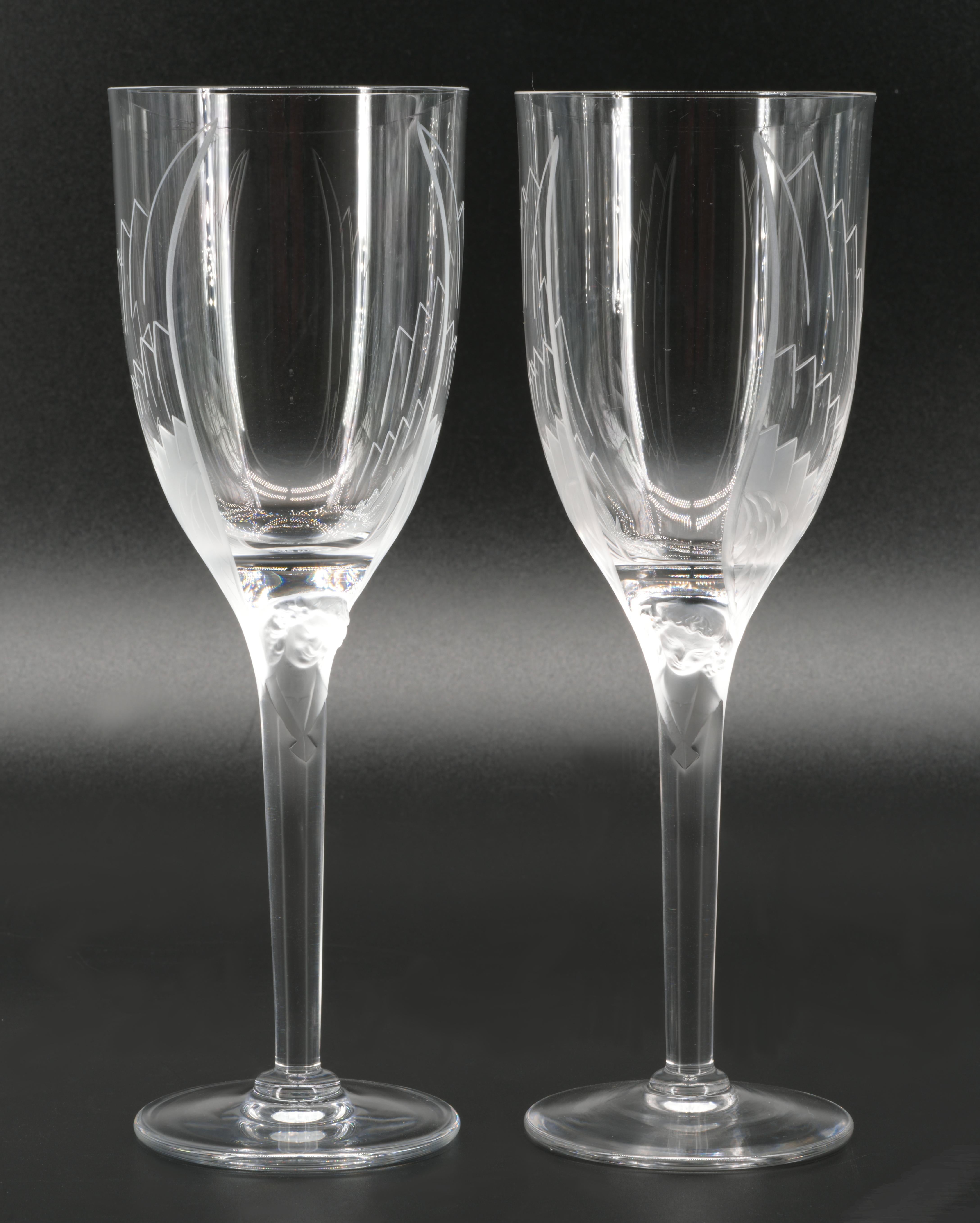 Lalique France, Pair of Champagne Glasses with Angel, 1945 For Sale 1