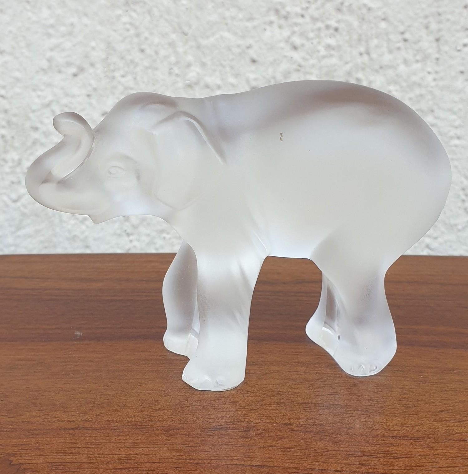 lalique crystal elephant
