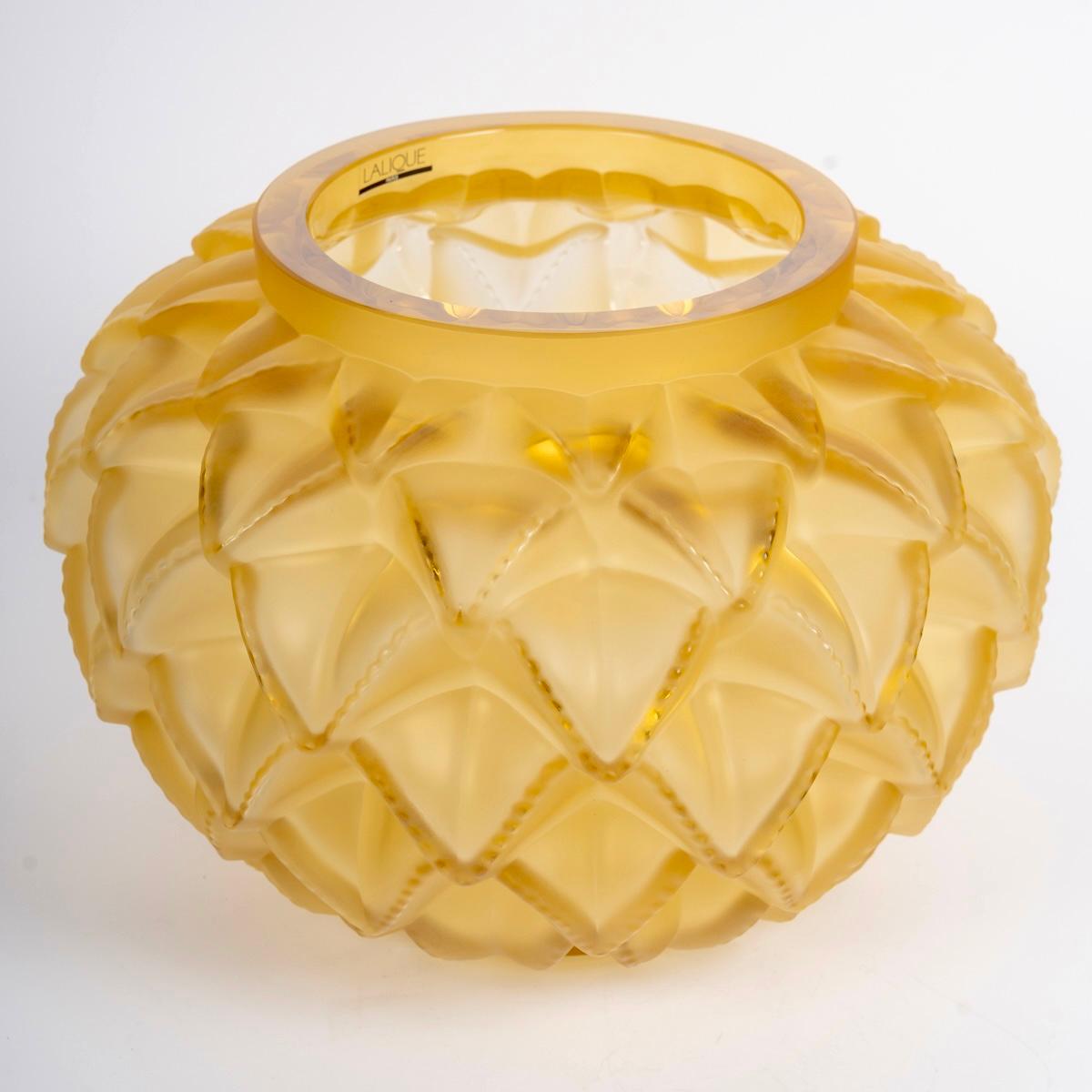 Art Deco Lalique France - Vase Languedoc Yellow Amber Crystal - Cactus Leaves For Sale