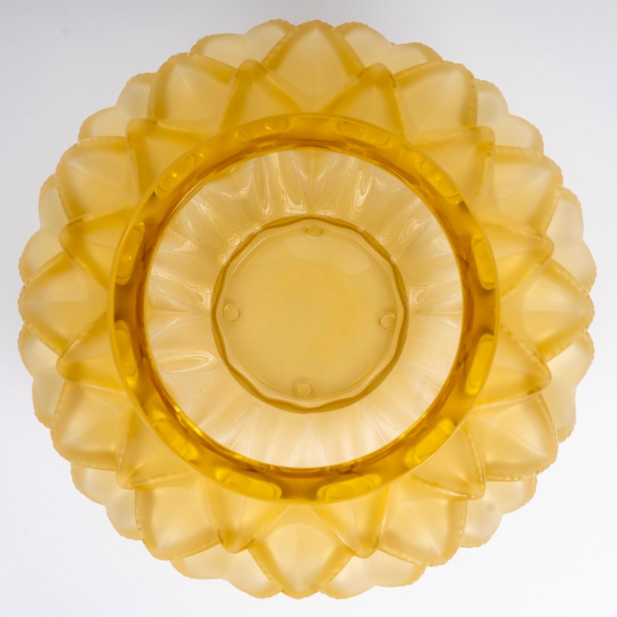 French Lalique France - Vase Languedoc Yellow Amber Crystal - Cactus Leaves For Sale