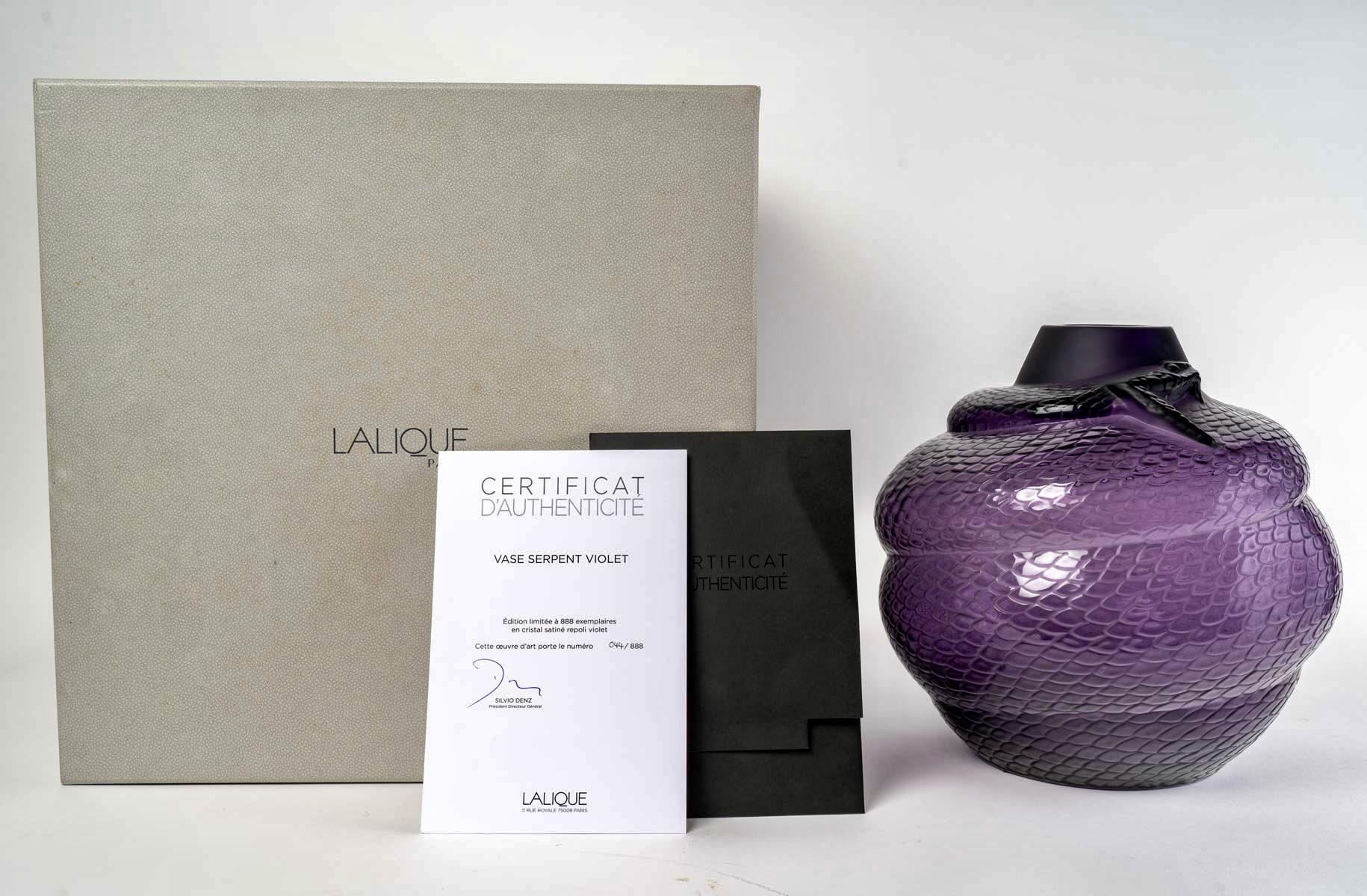 Contemporary Lalique France - Vase Serpent Snake Purple Crystal N°44/88 New Box & Certificate