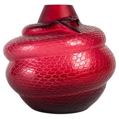 Lalique Frankreich – Vase, Schlangenschlangenroter Kristall, neu in Box