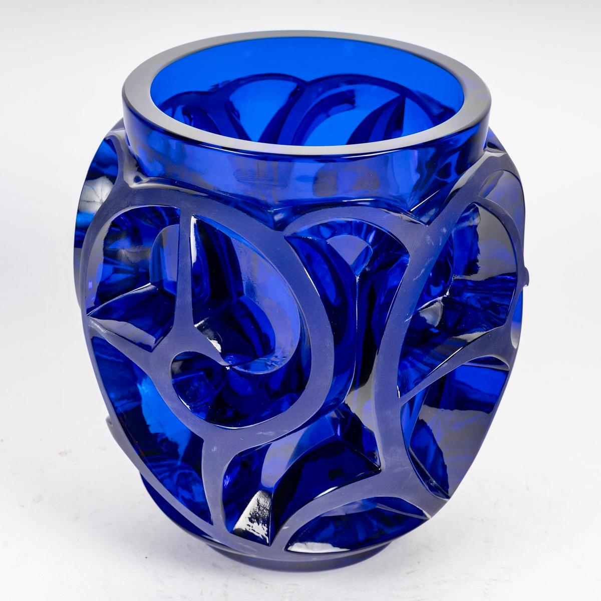 Art Deco Lalique France - Vase Tourbillons Scrolls Blue Crystal