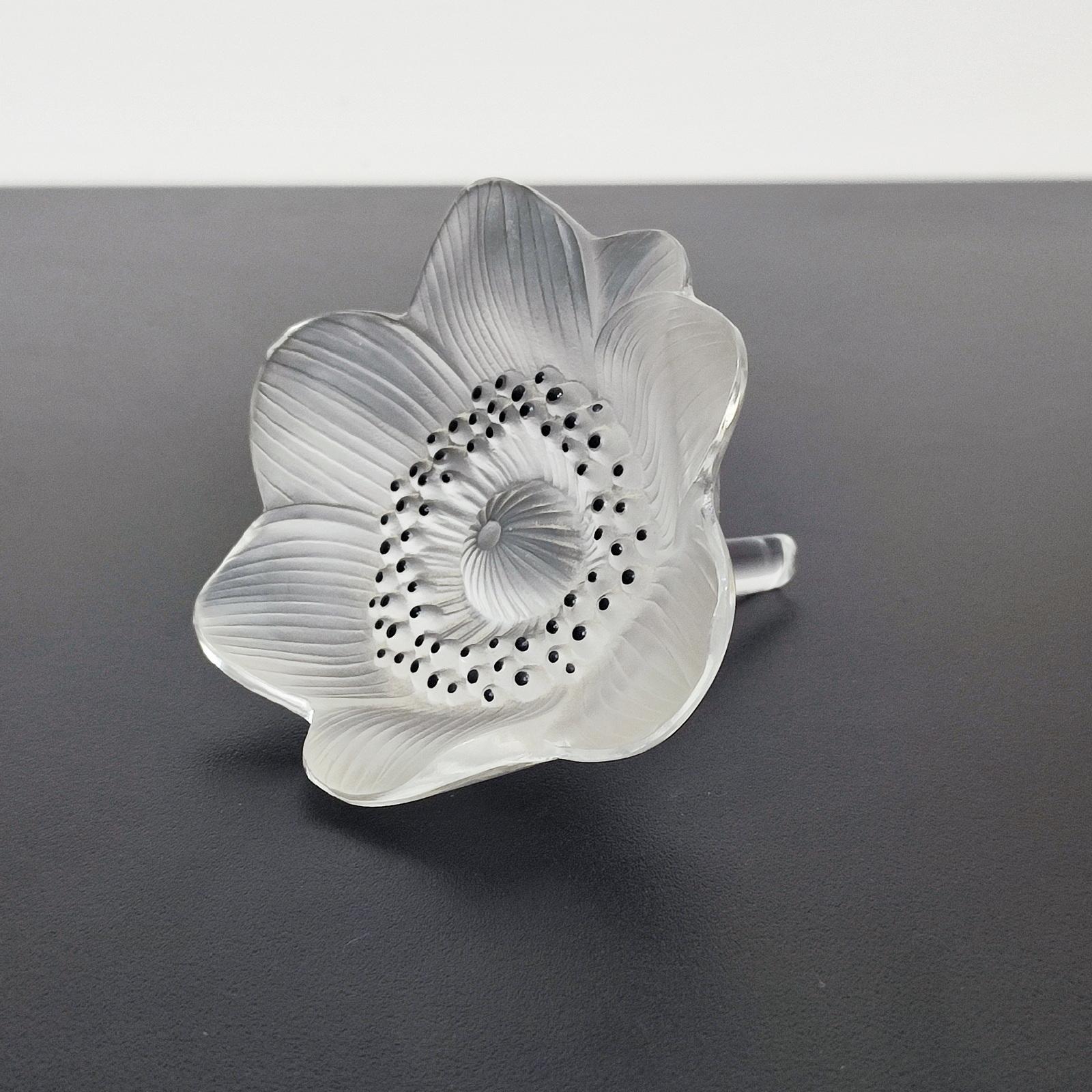 Art Deco Lalique France Vintage Anemone Flower Sculpture, Paperweight - FREE SHIPPING For Sale
