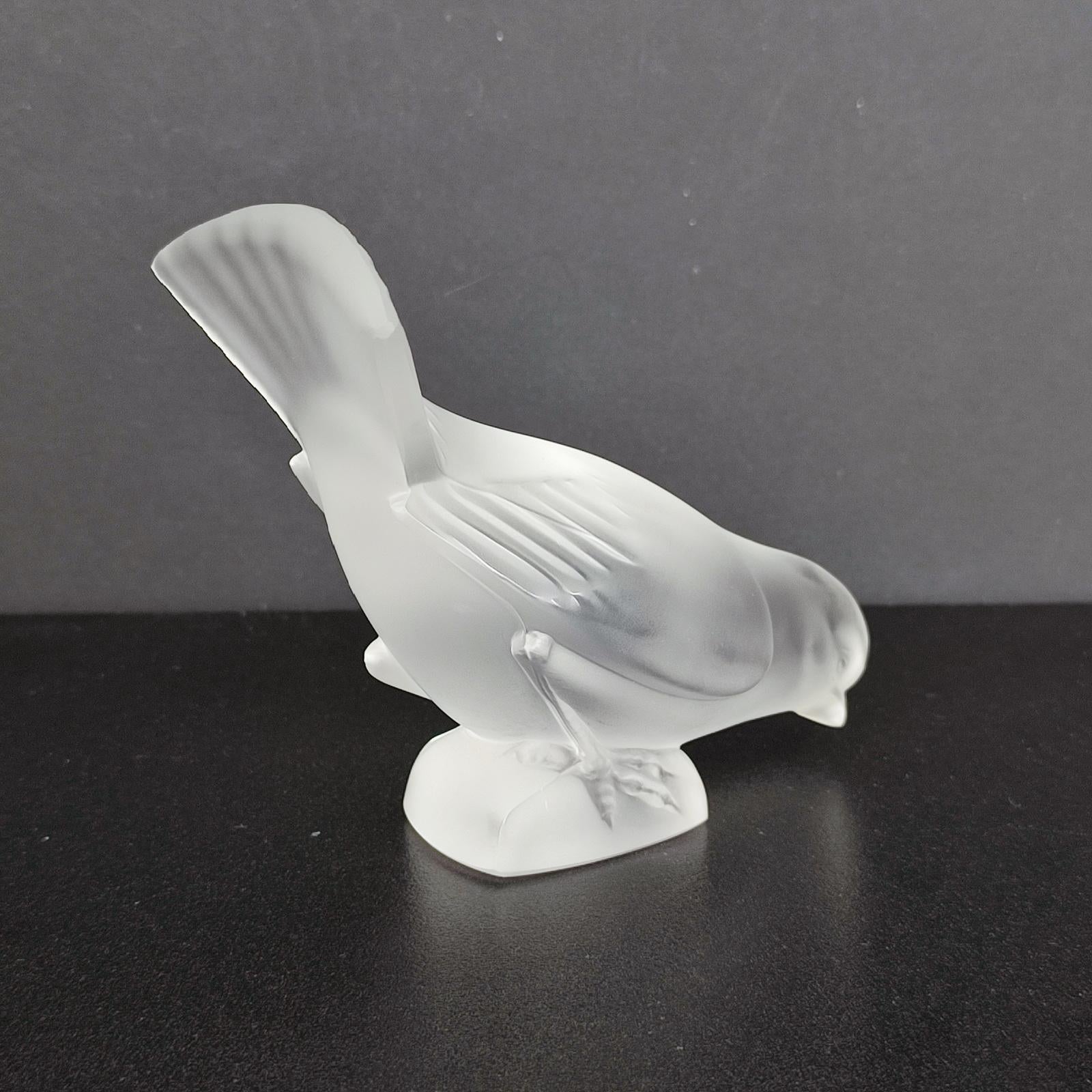 lalique bird figurine