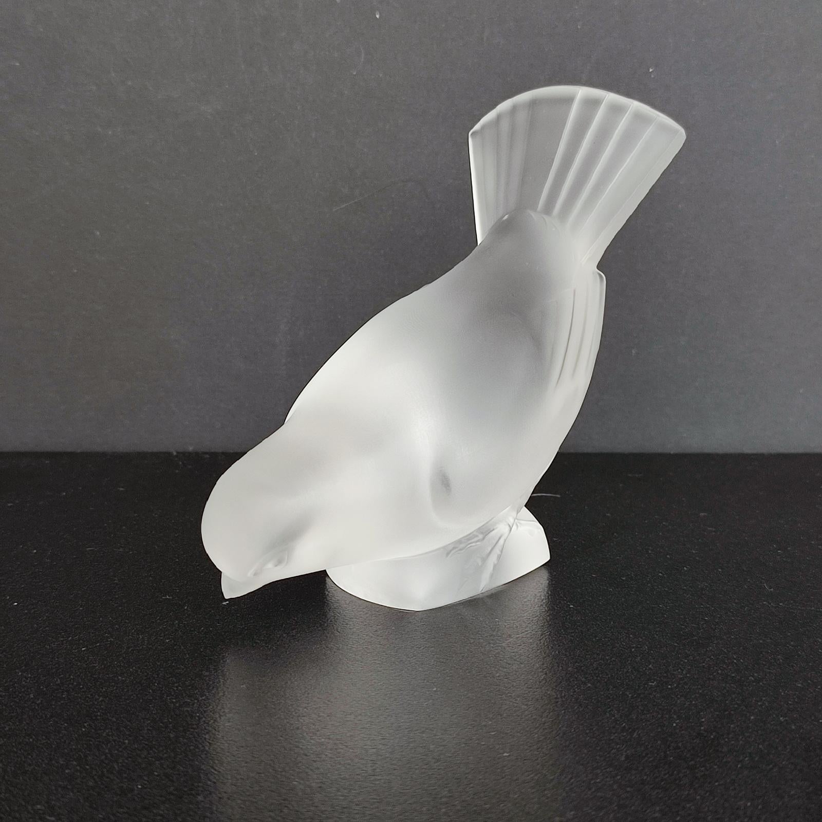 Art Deco Lalique France Vintage Crystal Moineau Hardi Bird Paperweight - FREE SHIPPING For Sale