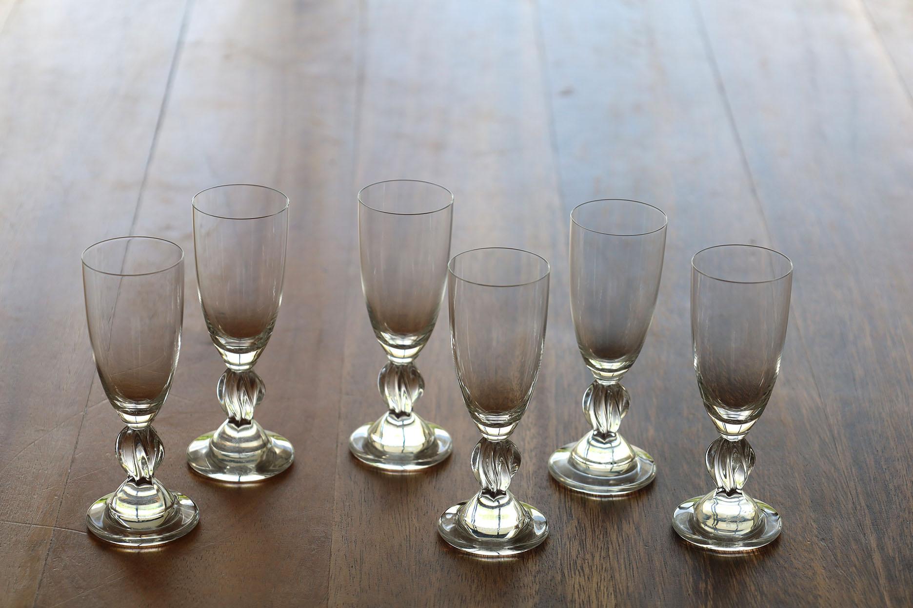 Fatto a mano Set di 6 bicchieri da aperitivo/liquore Lalique Frejus in vendita