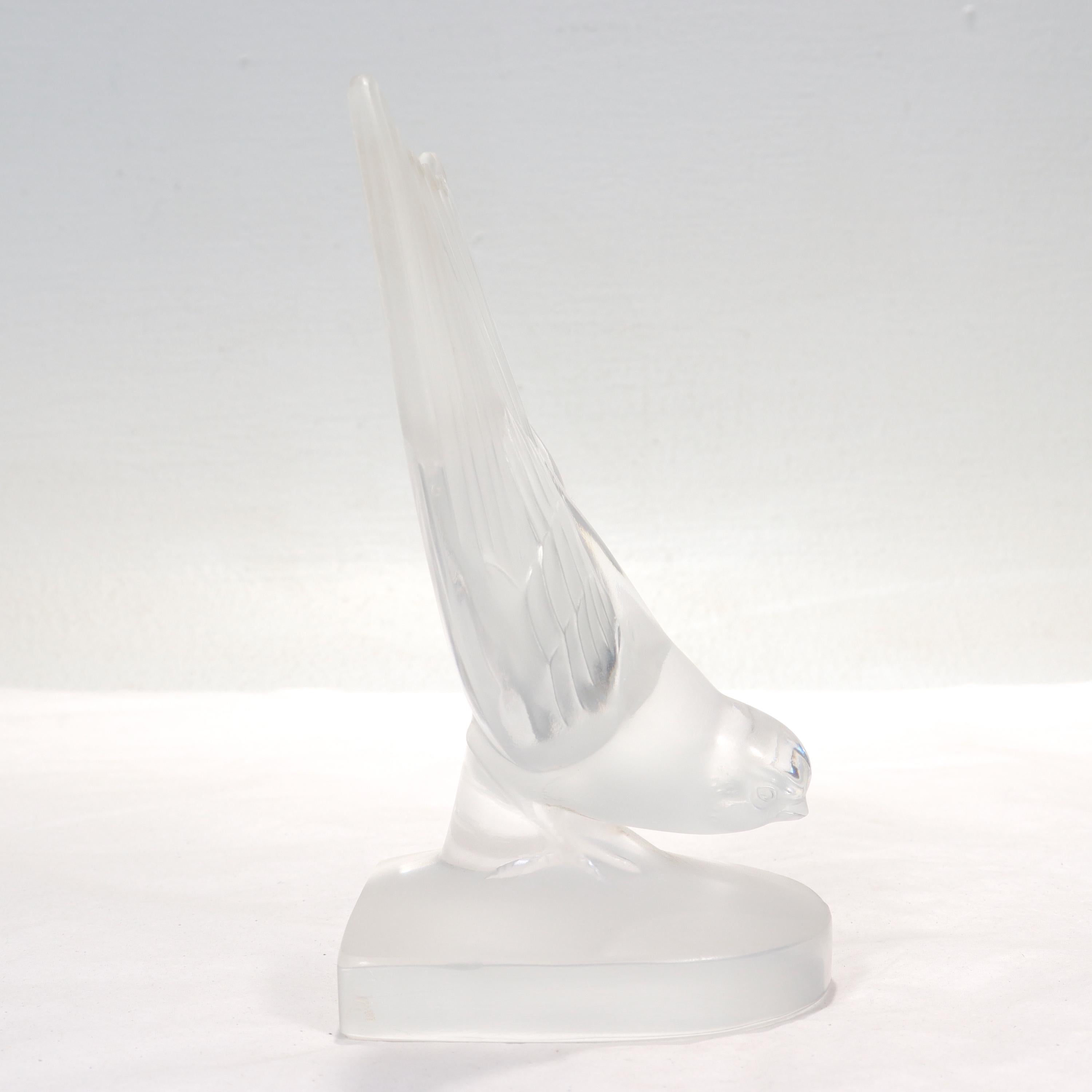 Lalique French Art Glass Bird (Swallow) Bookend or Paperweight In Good Condition For Sale In Philadelphia, PA