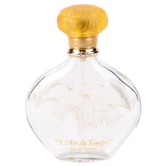 Flacon de parfum à parfum français en bas-relief Lalique 