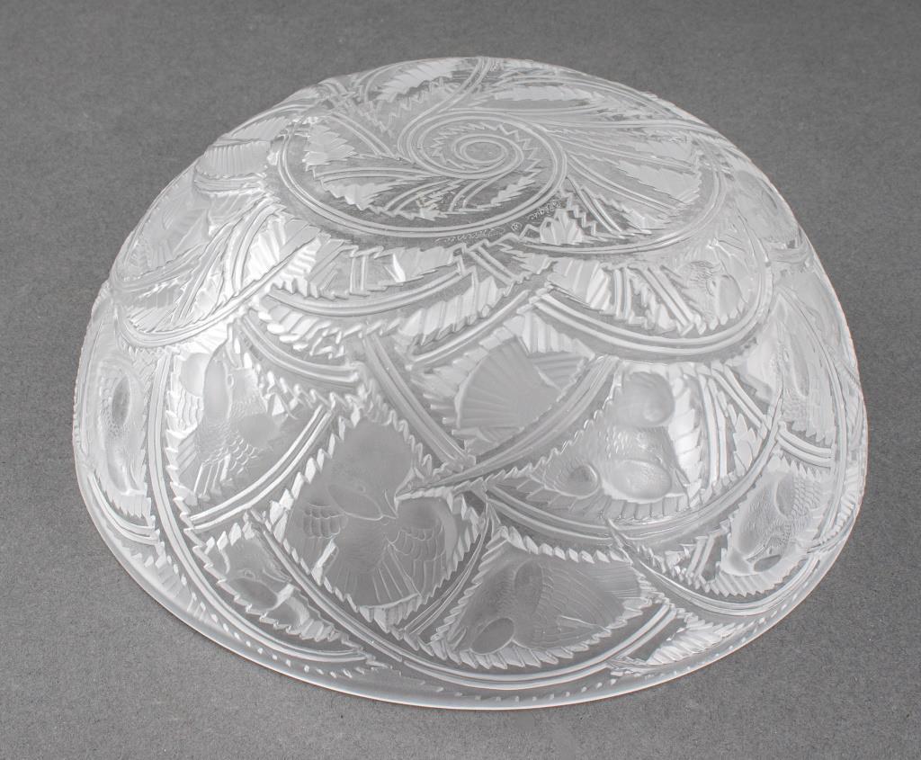 Lalique Frosted & Clear Crystal Bowl For Sale 1