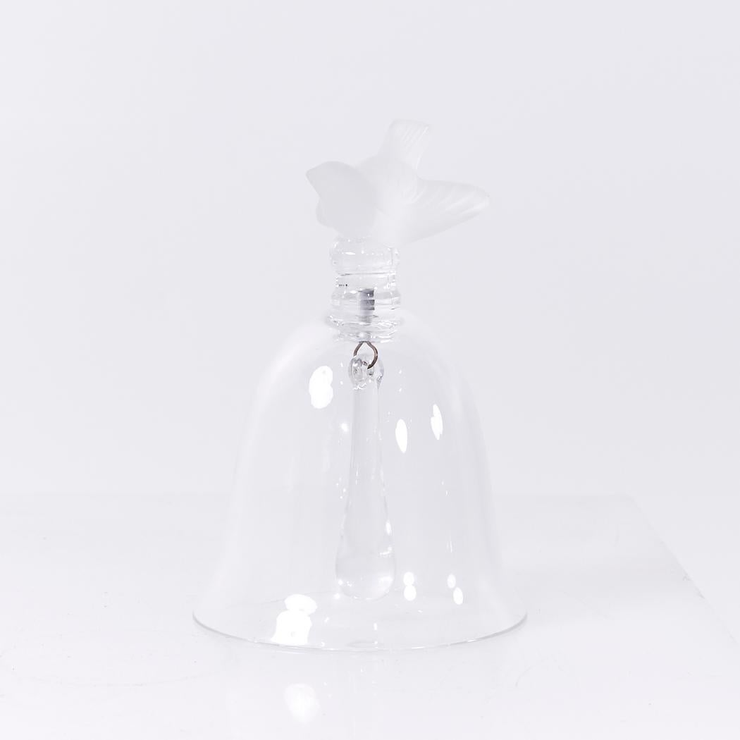 Moderno Campana per uccelli in vetro e cristallo smerigliato Lalique in vendita