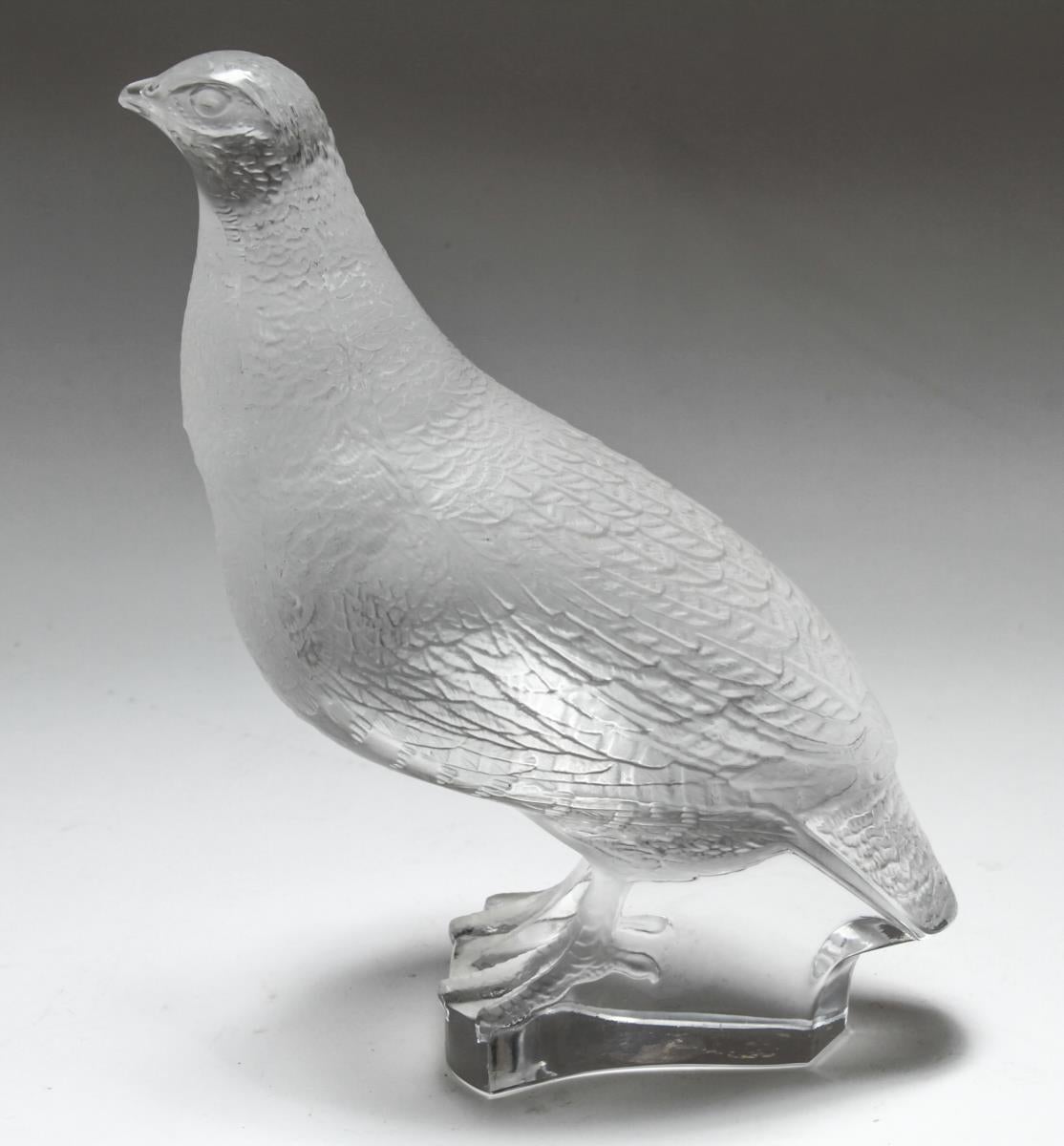 French Lalique frosted crystal art glass partridge figurine with etched signature underneath. The piece was made in France and is in great vintage condition.