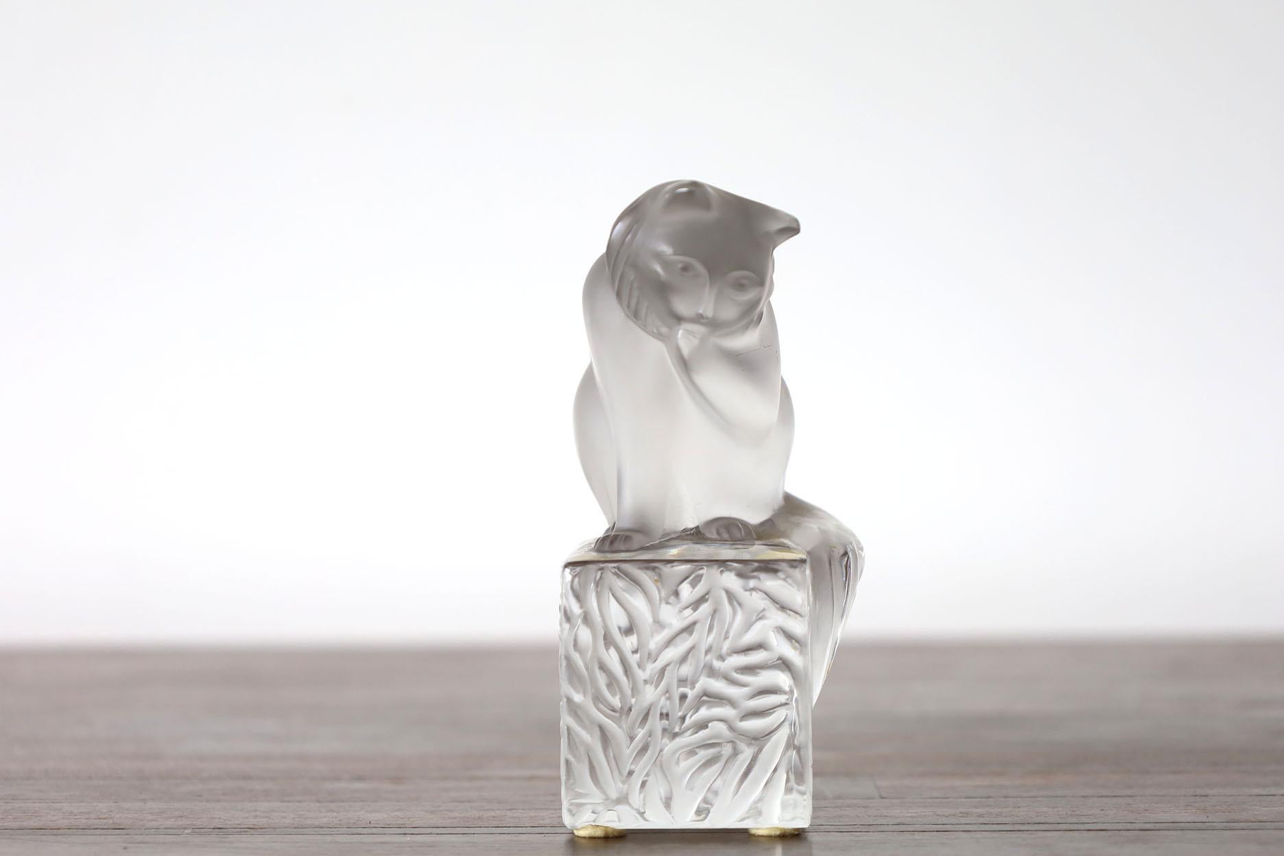 Hand-Crafted Lalique Frosted Crystal Sitting Cat Figurine Signed. For Sale