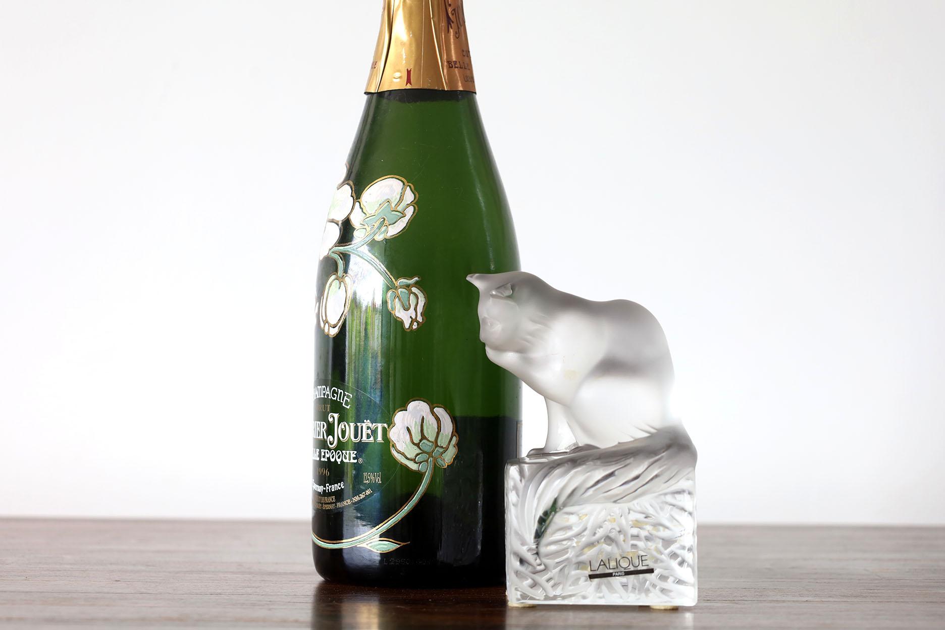 Lalique Frosted Crystal Sitting Cat Figurine Signed. For Sale 2