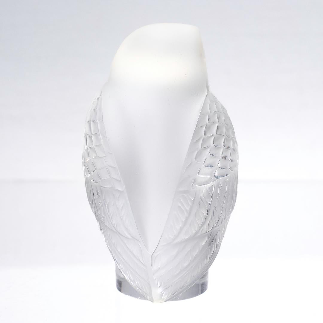 Lalique Frosted Glass Chouette Owl Figurine or Paperweight In Good Condition For Sale In Philadelphia, PA