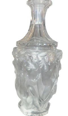 Lalique Frosted Glass Decanter with Three Shot Glasses, France, 1930's.