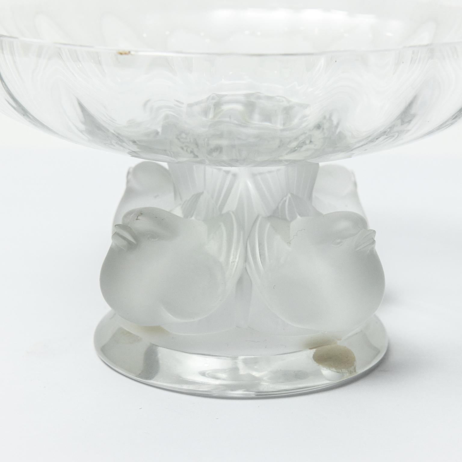 Crystal Lalique Glass Nogent Bowl For Sale