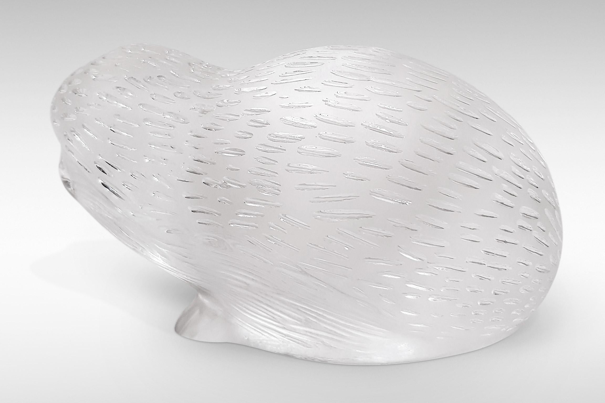 Lalique Hedgehog in Frosted and Polished Glass In Good Condition For Sale In Edenbridge, Kent
